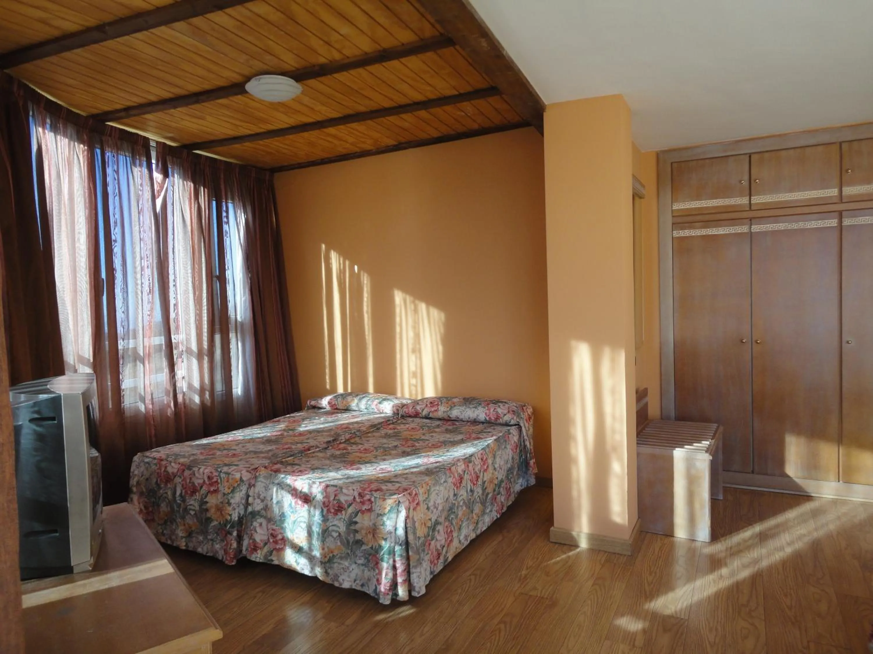 Photo of the whole room in Hotel Reino Nevado