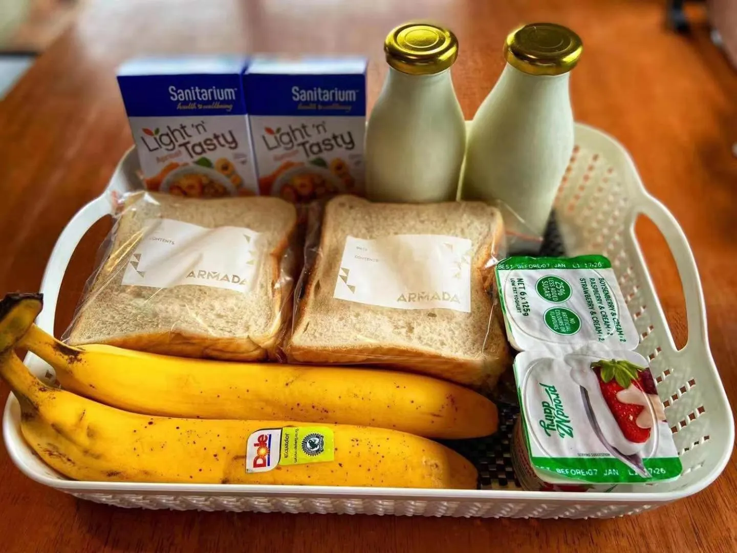 Breakfast in Franz Alpine Retreat