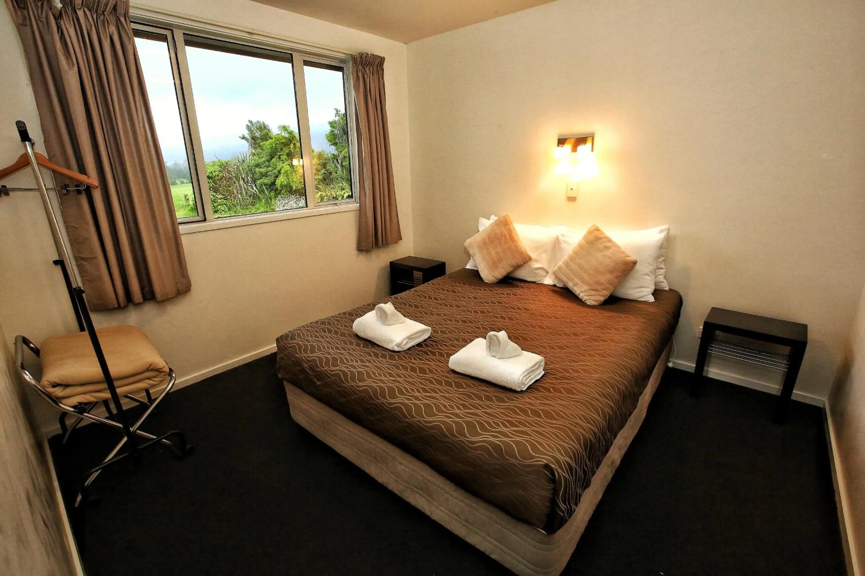 Bed in Franz Alpine Retreat