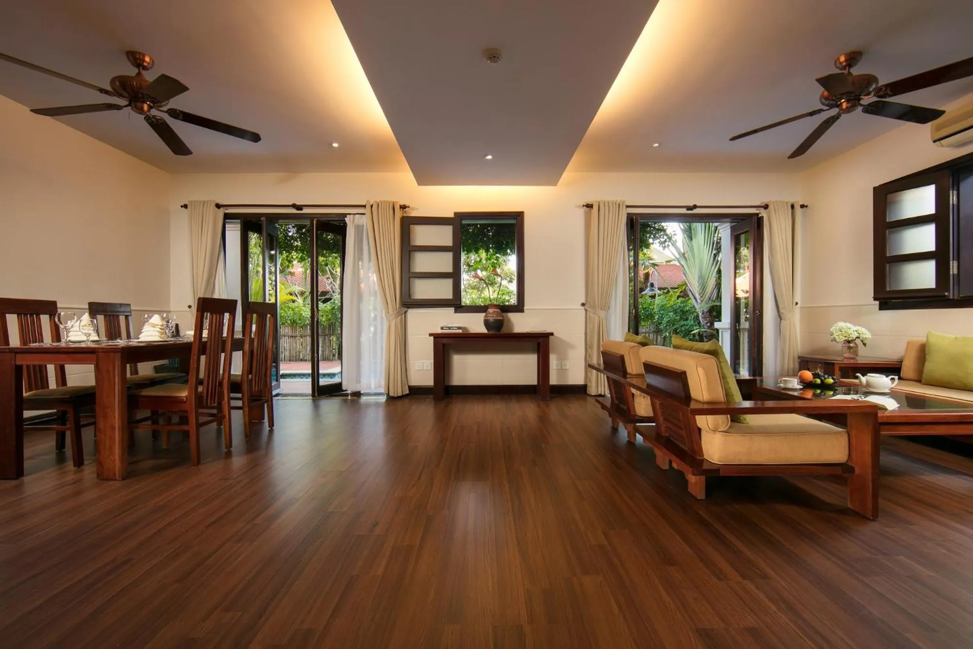 Living room in Son Tra Beach Resort & Spa Danang
