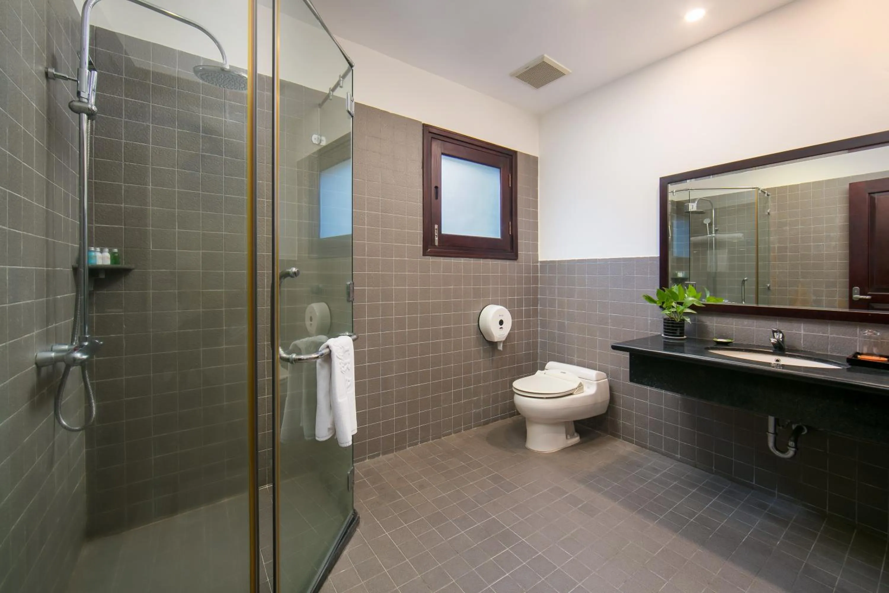 Shower in Son Tra Beach Resort & Spa Danang