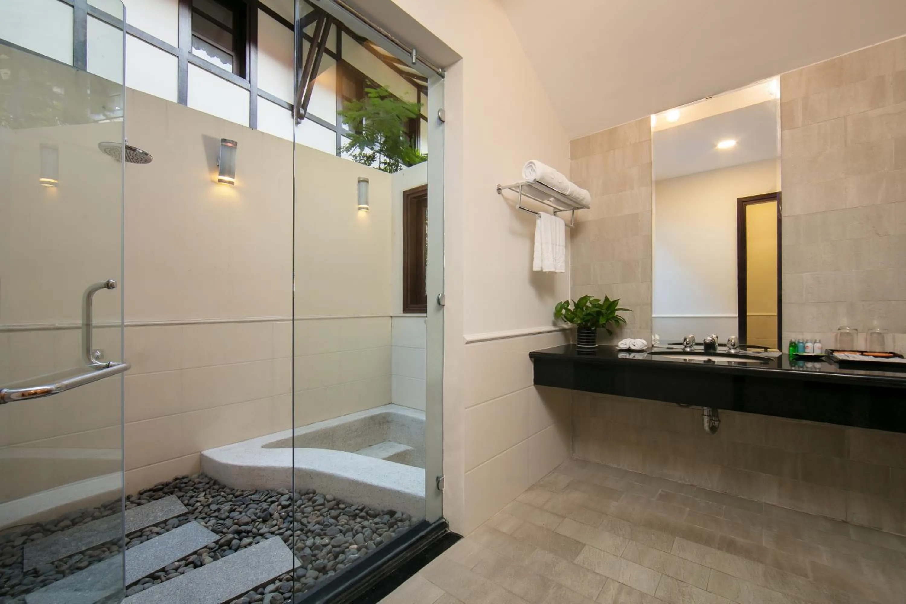 Shower in Son Tra Beach Resort & Spa Danang