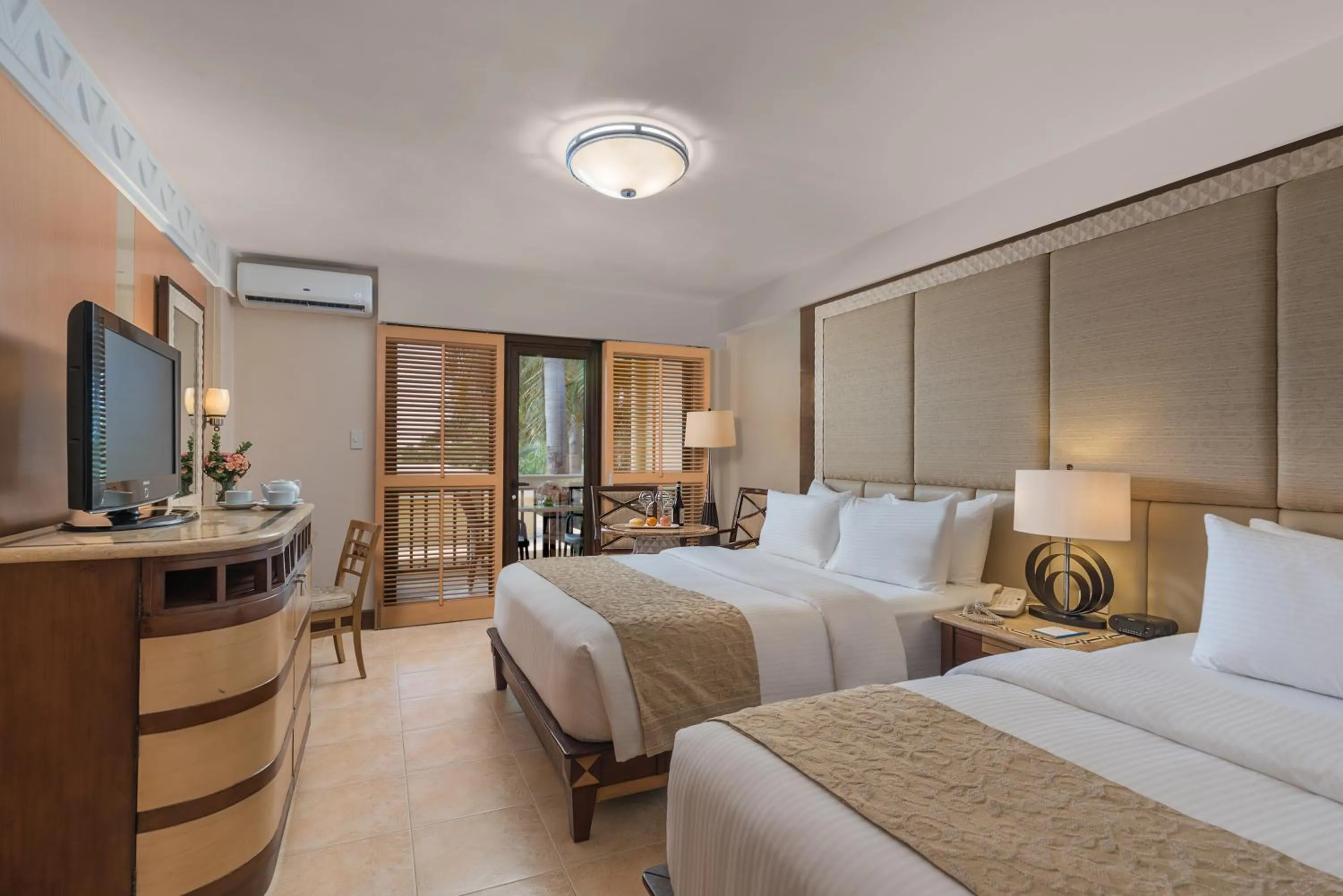 Bedroom, Bed in Henann Regency Resort and Spa