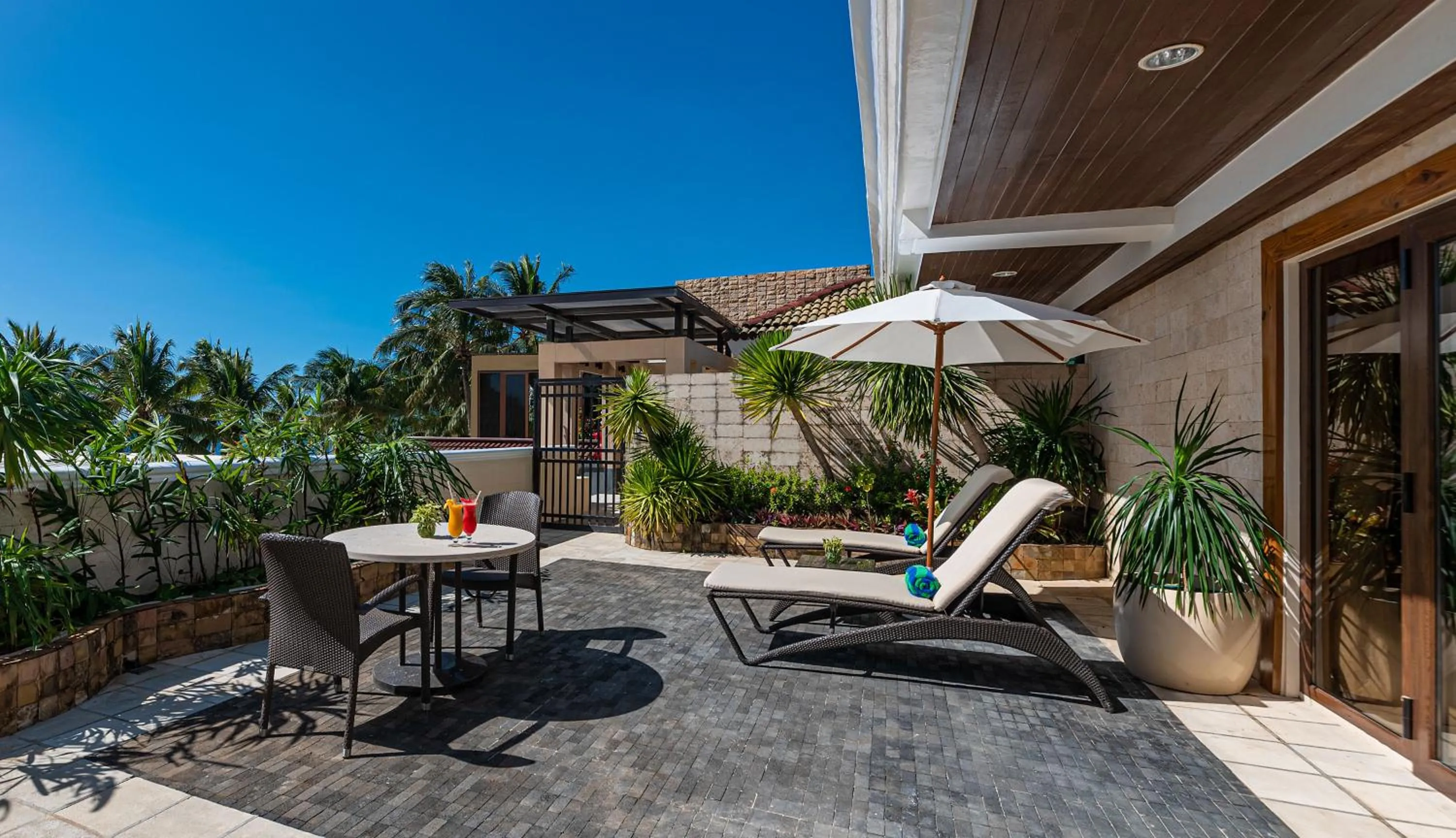 Balcony/Terrace in Henann Regency Resort and Spa