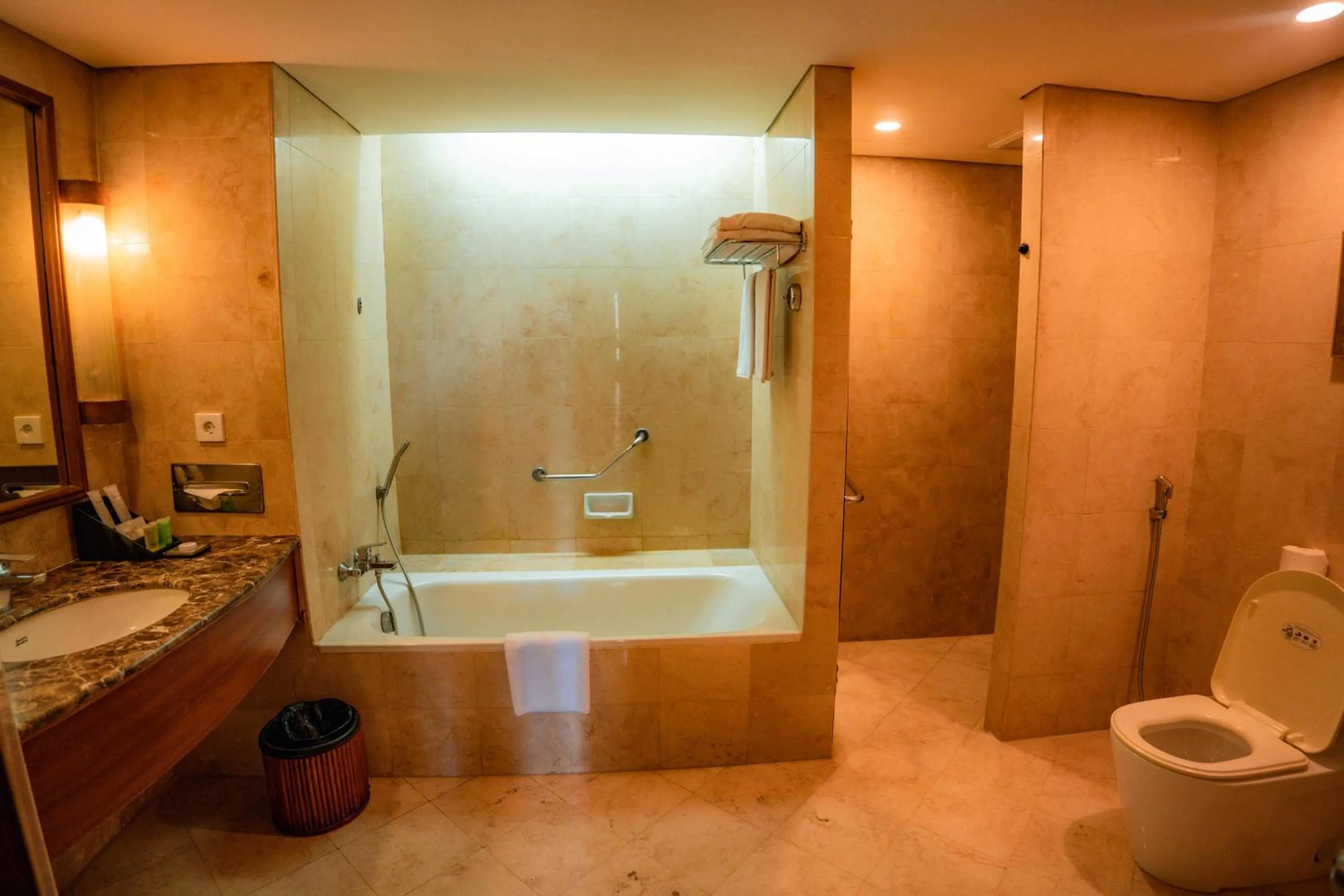 Bathroom in Kuta Paradiso Hotel