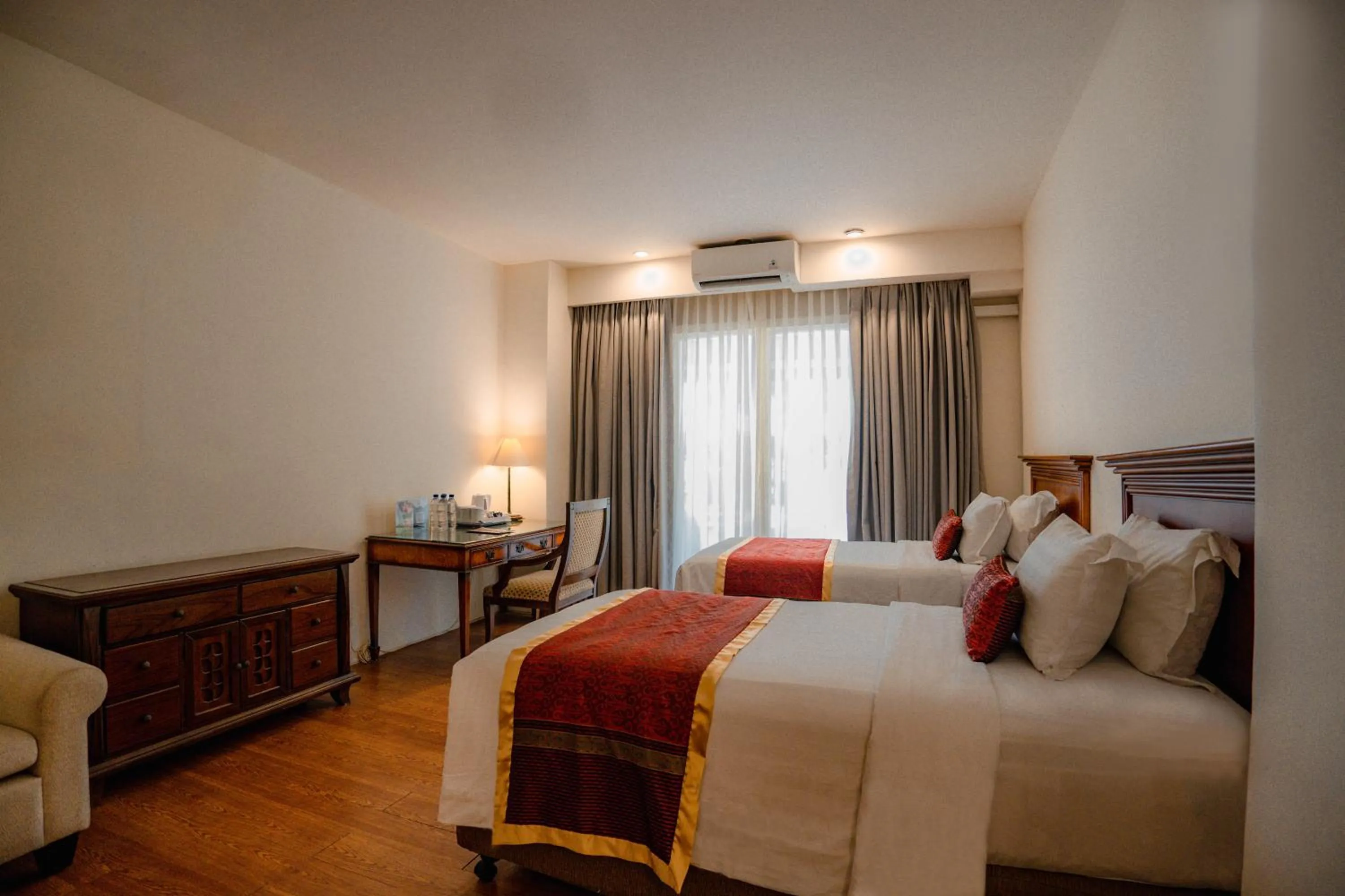 Bed in Kuta Paradiso Hotel