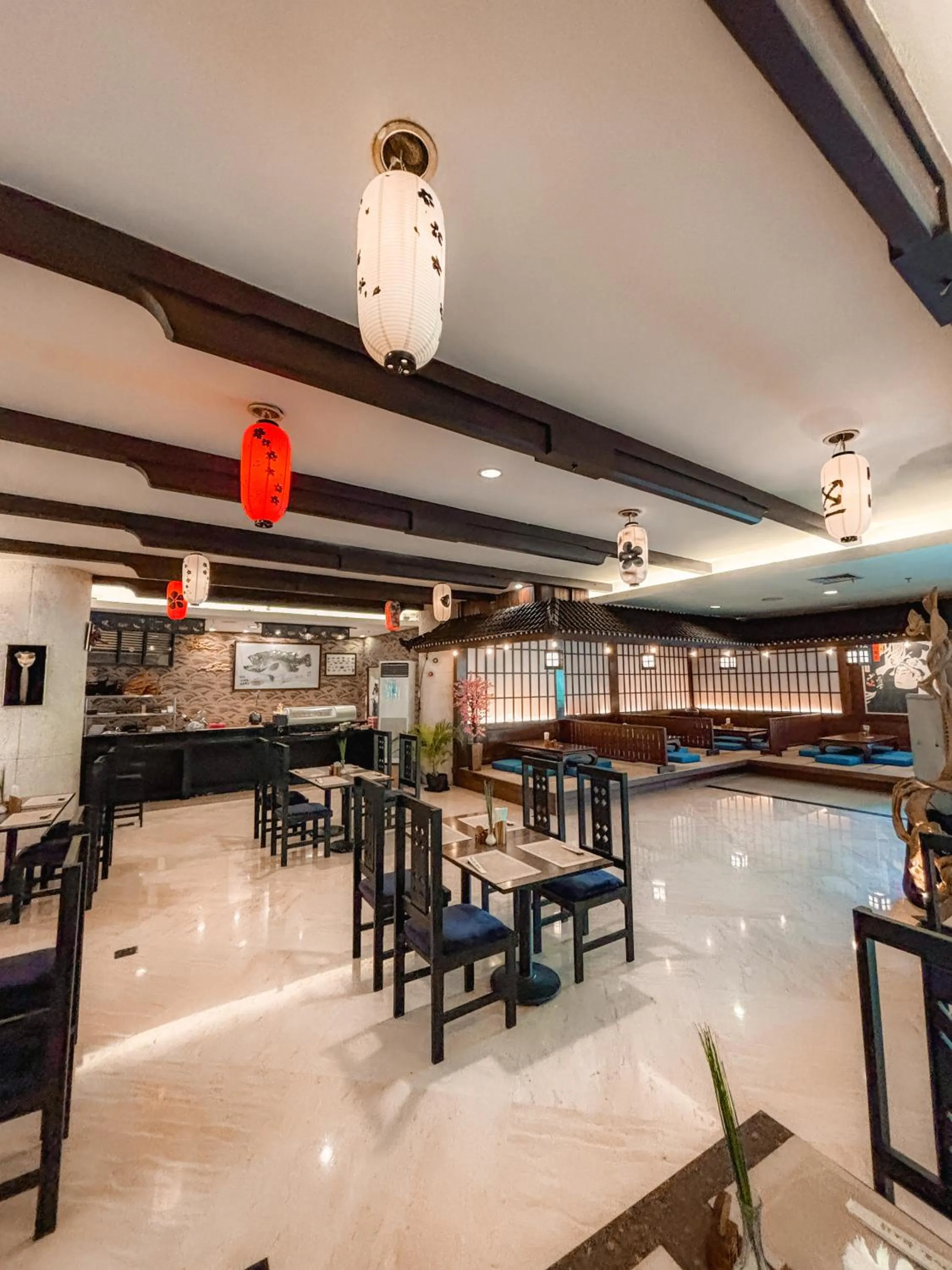 Restaurant/places to eat in Kuta Paradiso Hotel