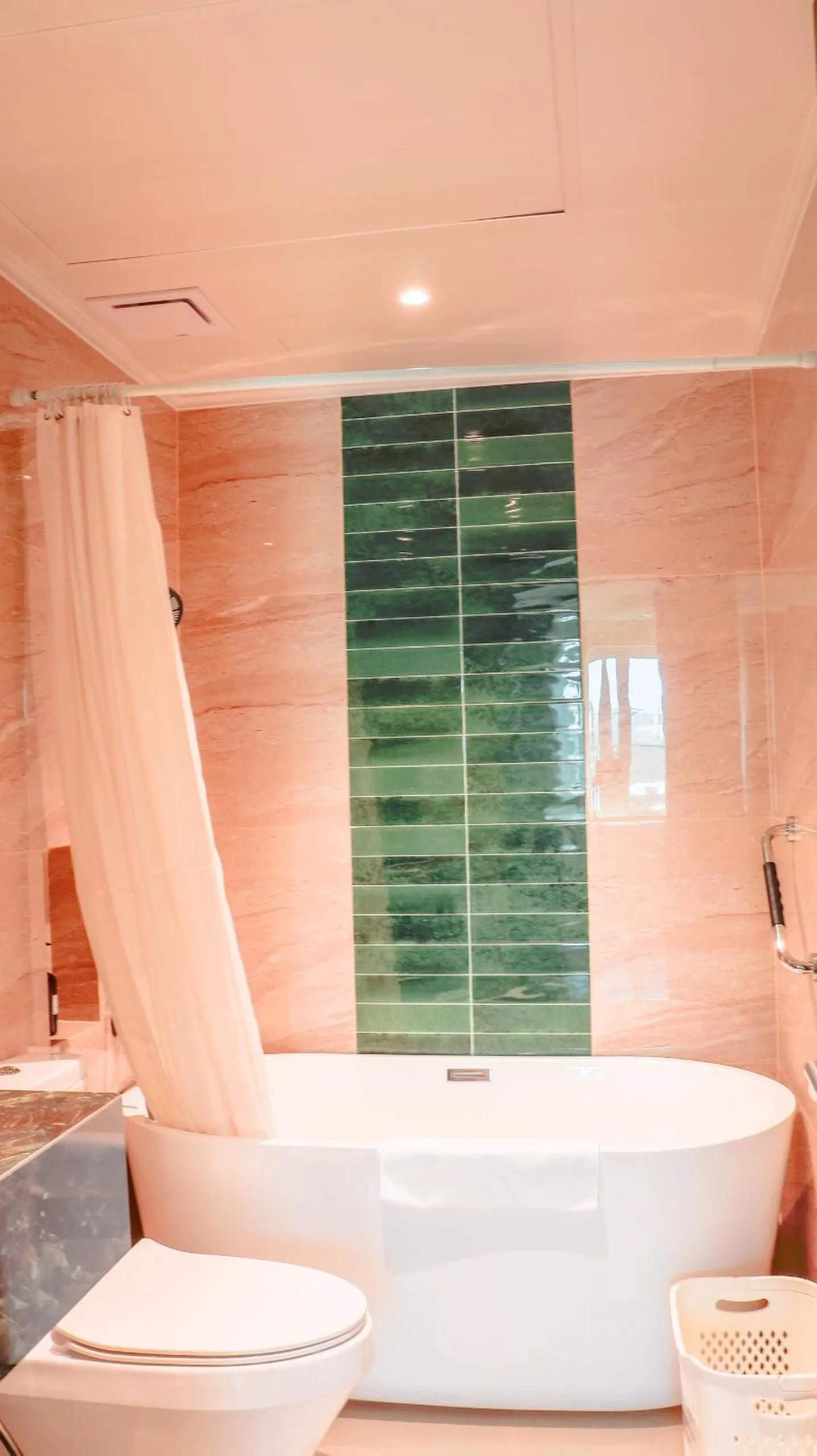 Bathroom in Bon Ami Hotel - Thiên Xuân Hotel