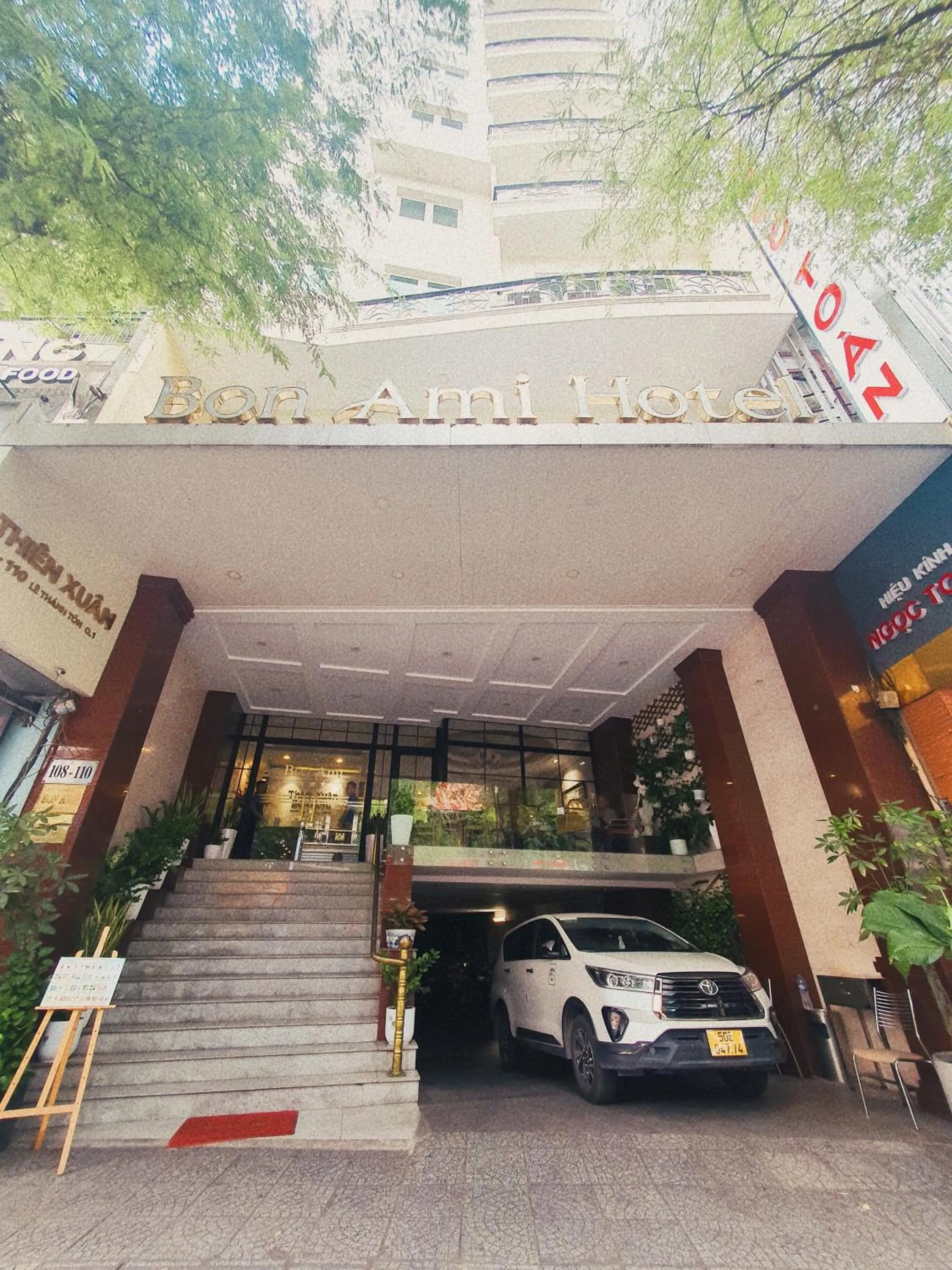 Property building in Bon Ami Hotel - Thiên Xuân Hotel