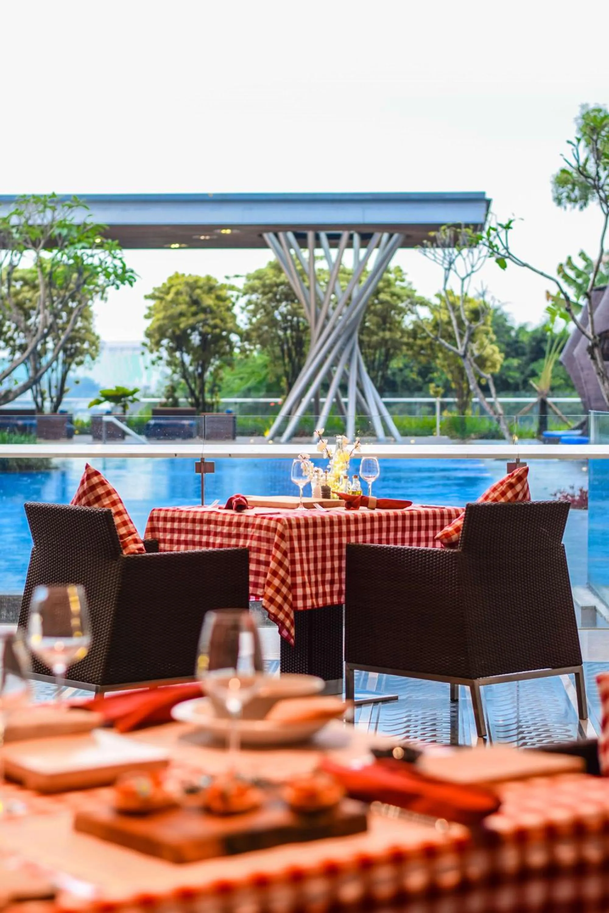 Restaurant/places to eat in Hilton Bandung