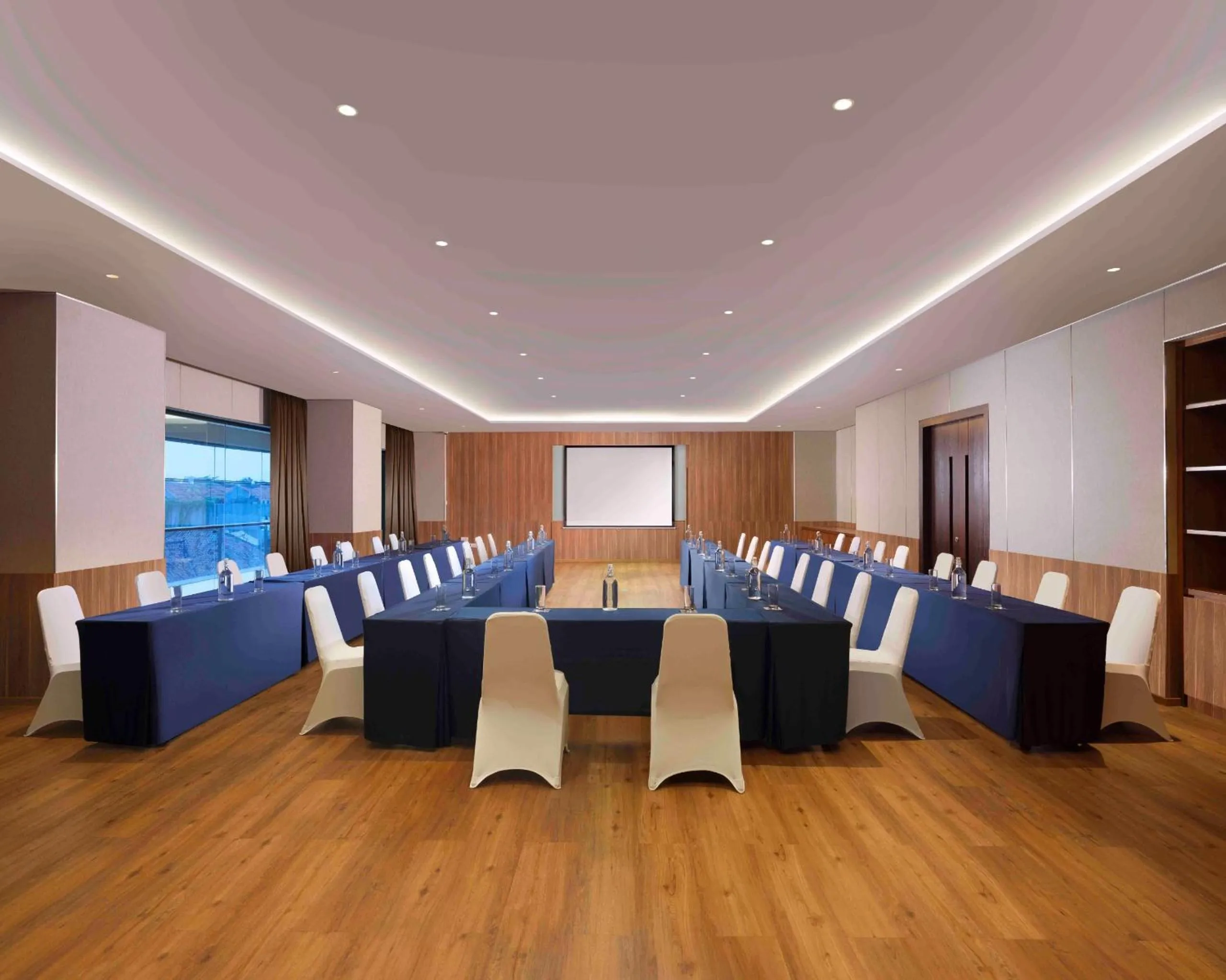 Meeting/conference room in Hilton Bandung