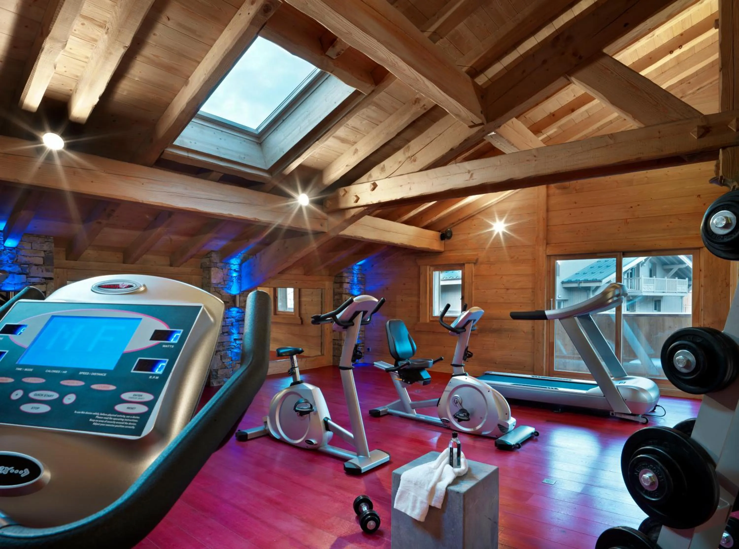 Fitness centre/facilities in CGH Résidences & Spas La Reine des Prés