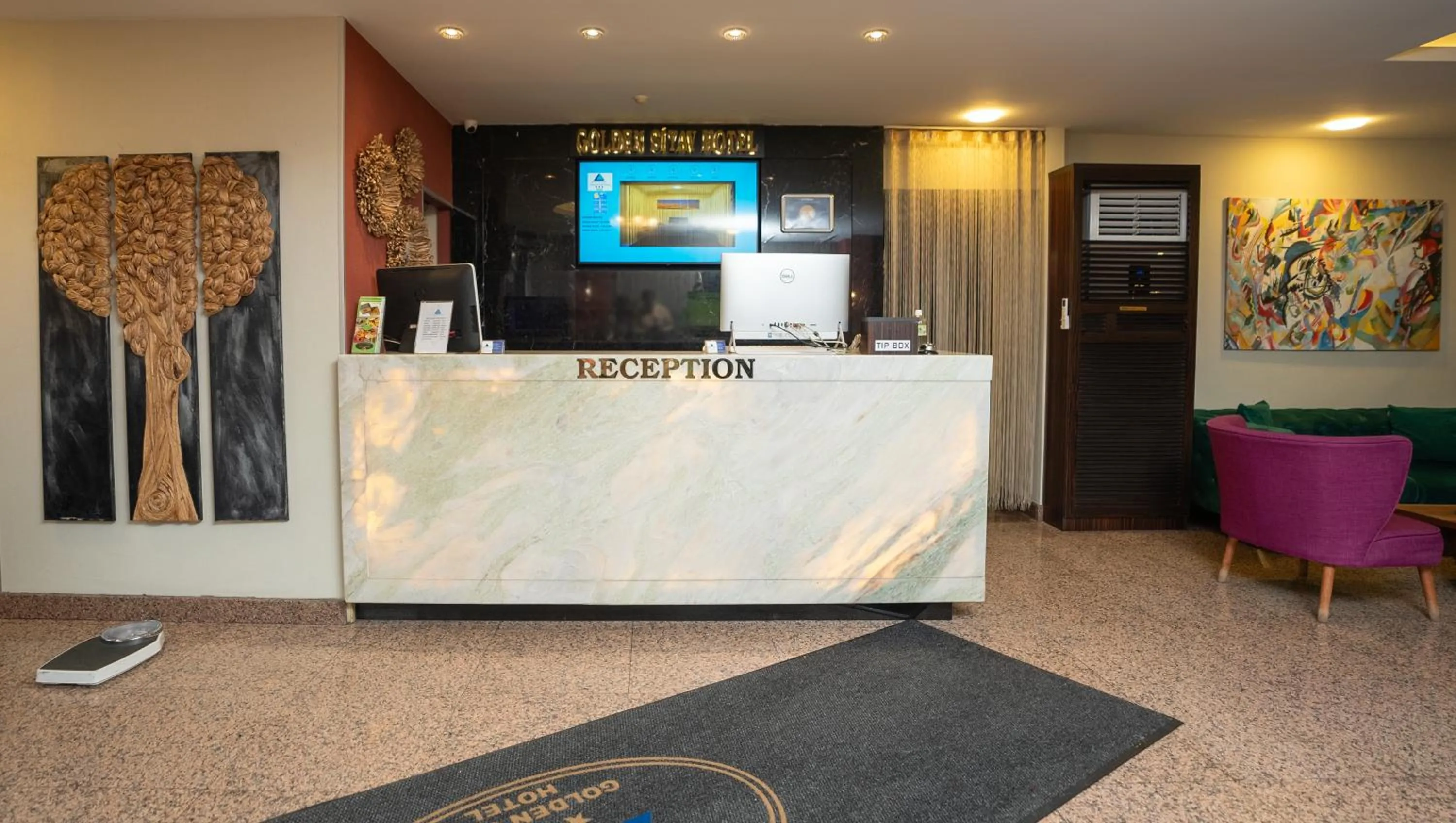 Lobby or reception in Golden Siyav Hotel