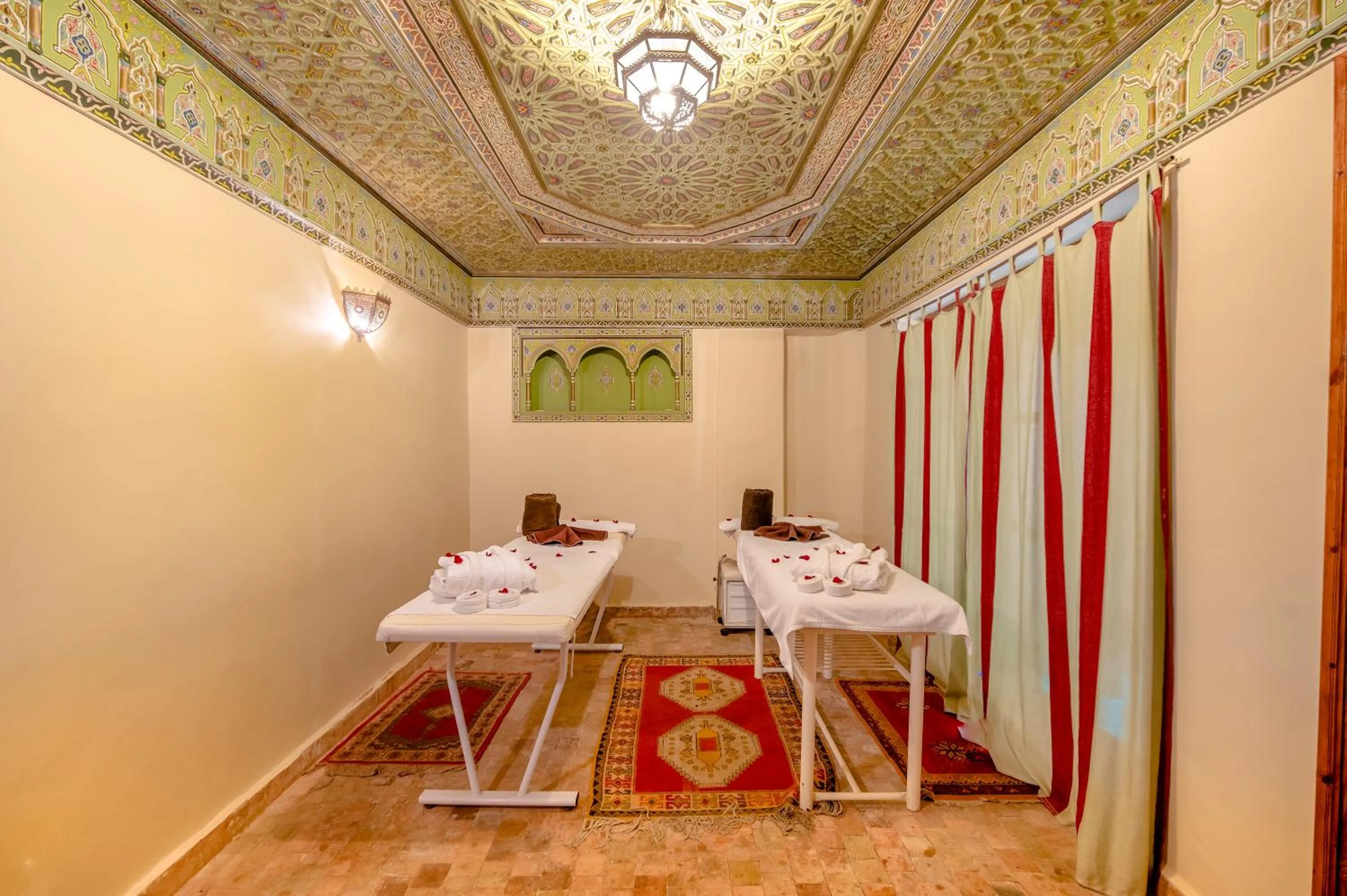 Massage in Riad Amina