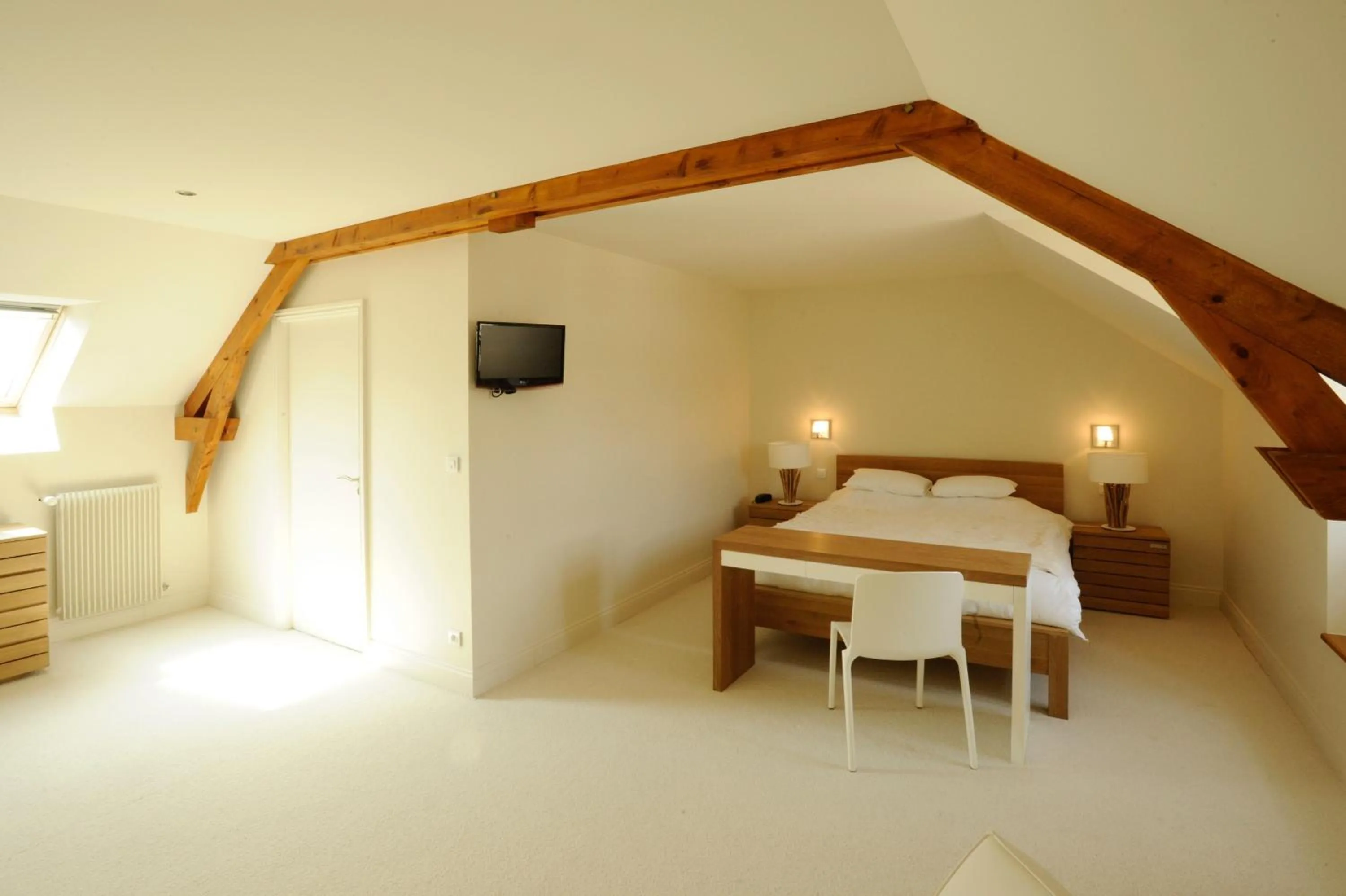 TV and multimedia, Bed in Demeures & Châteaux, La Ferme des Mares