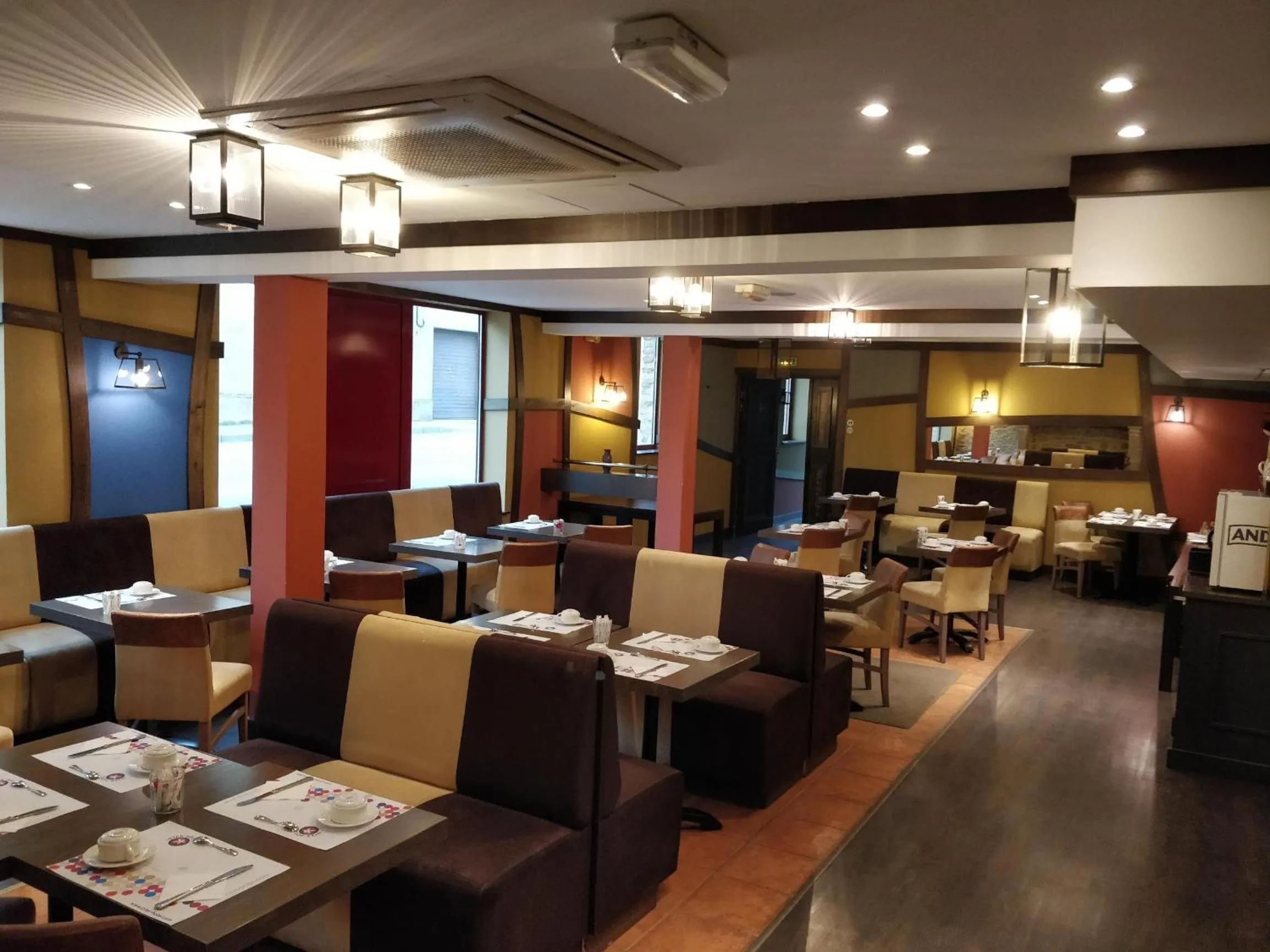 Restaurant/places to eat in The Originals City, Hôtel Le Coeur d'Or, Sedan Est