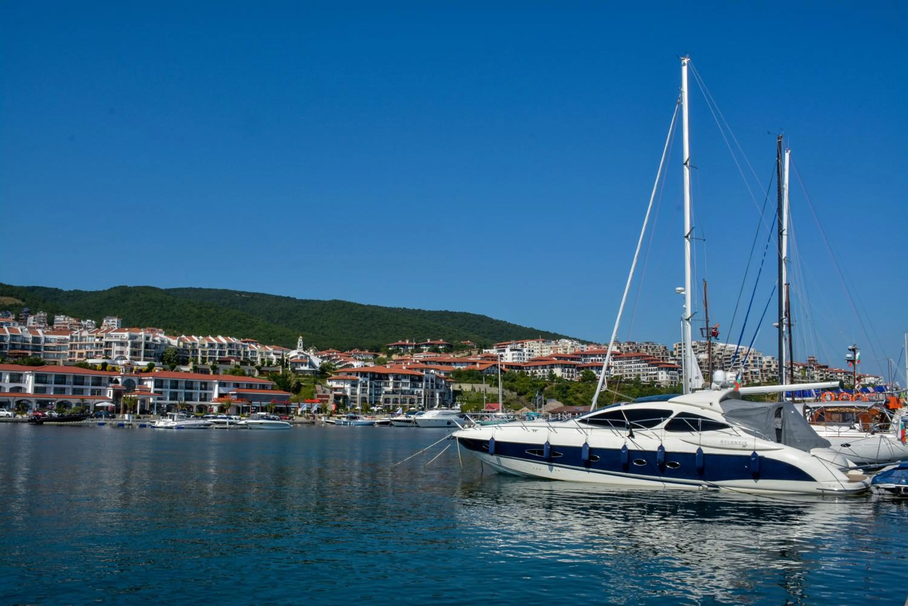 Other in OLYMP Apart-Complex