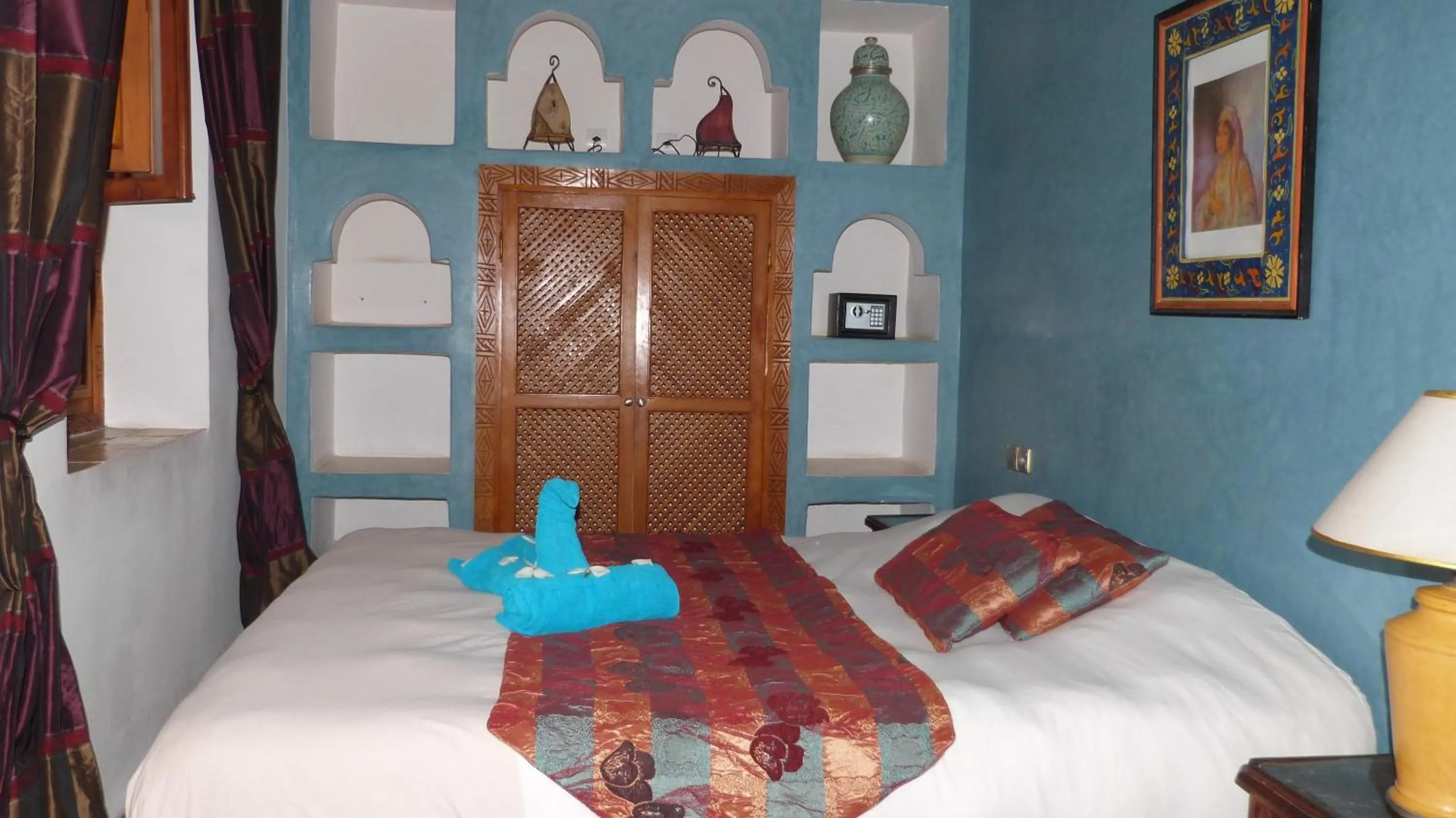 Bedroom, Bed in Riad Kenzo