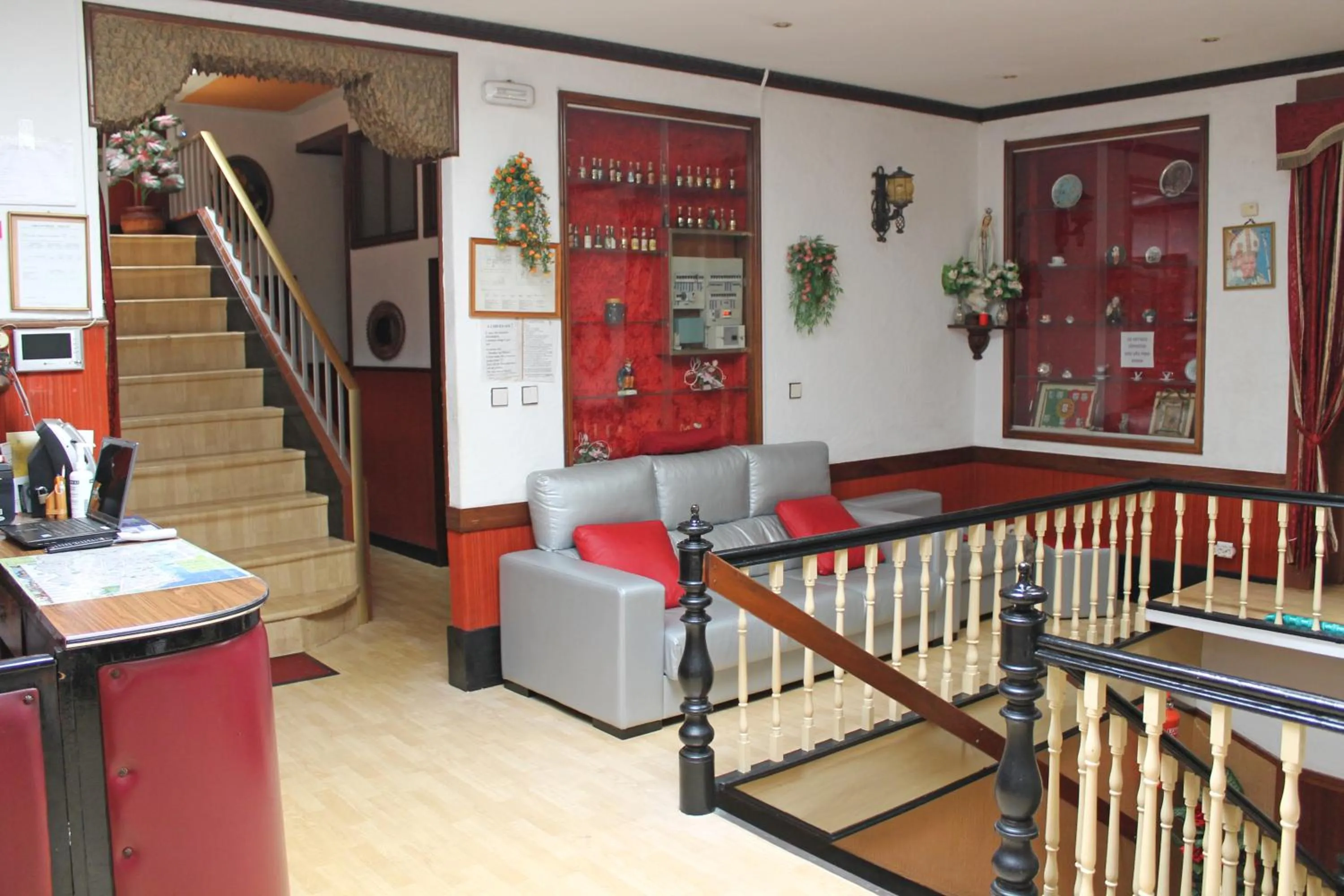 Lobby or reception in Pensão França