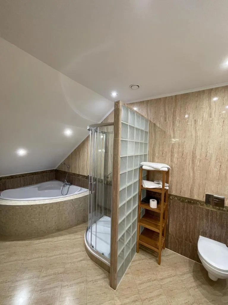 Bathroom in Hotel Fox