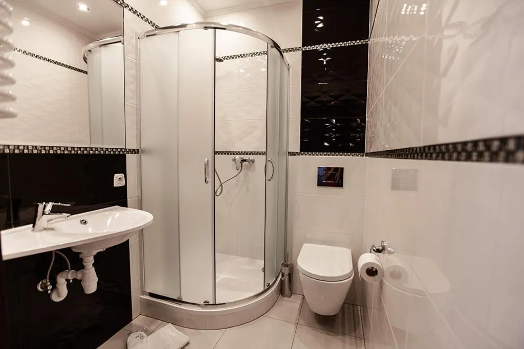 Bathroom in Hotel Fox