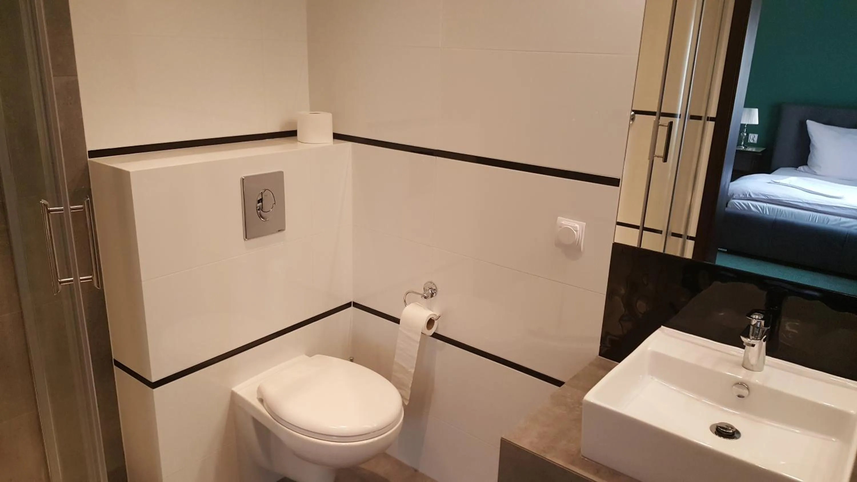 Bathroom in Hotel Fox