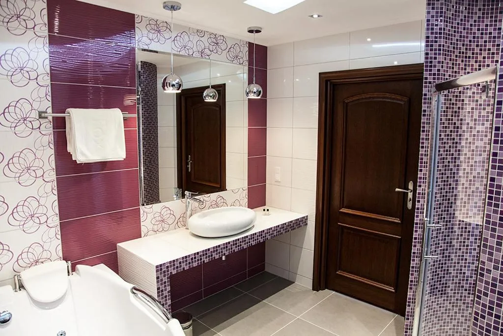 Bathroom in Hotel Fox