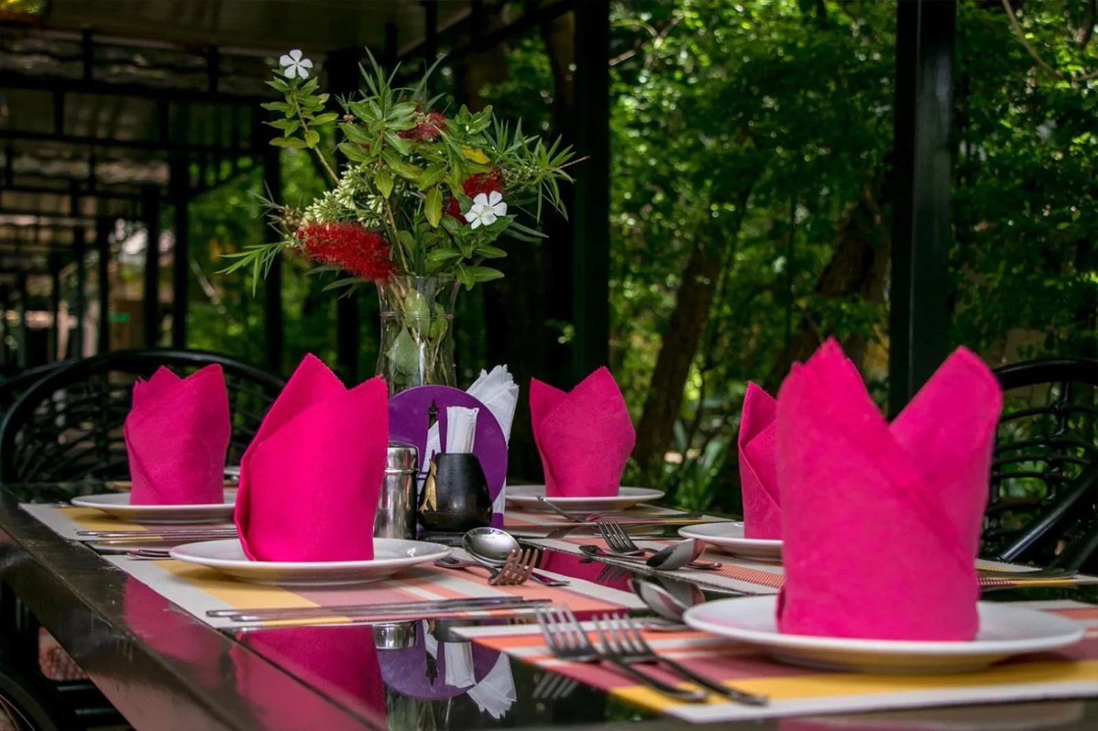 Restaurant/places to eat in Ufanisi Resort - Kisii