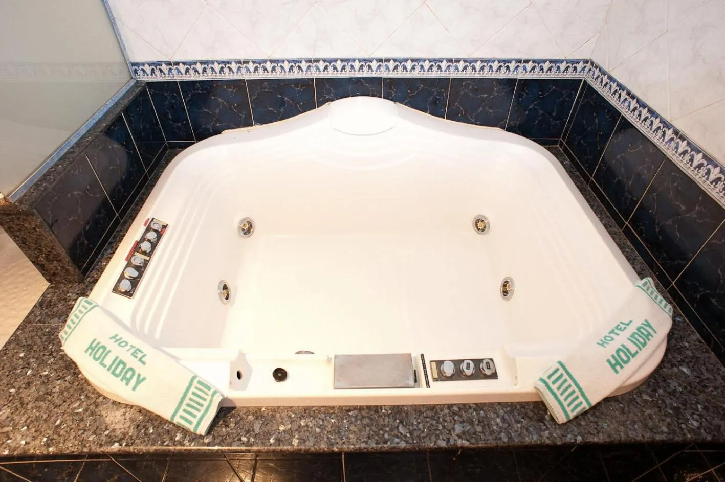 Bathroom in HOTEL HOLIDAY camino de Santiago por la costa