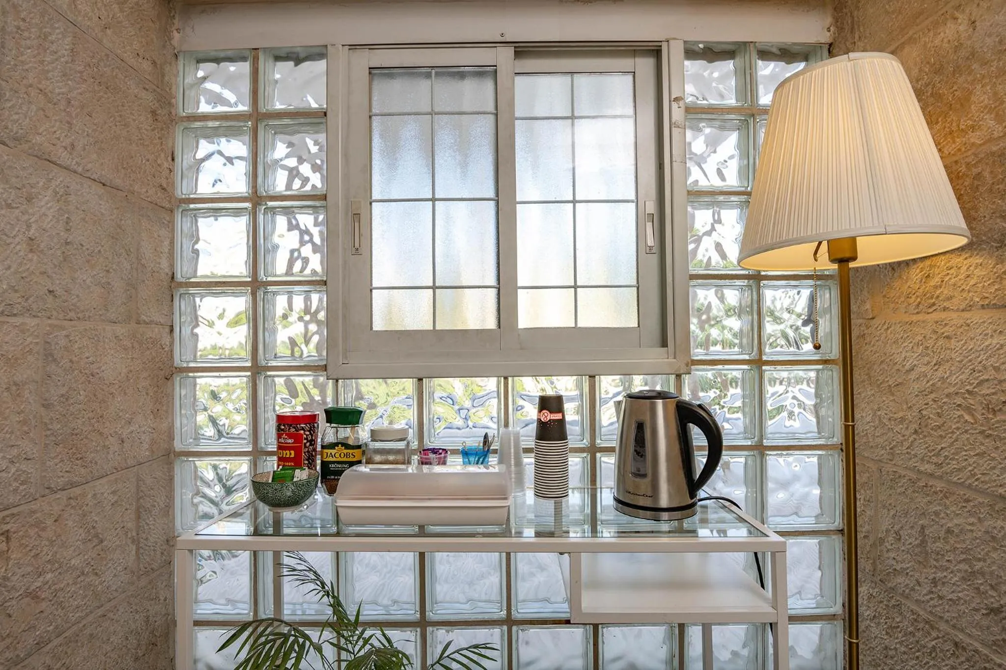 Coffee/tea facilities in Mike's House Jerusalem