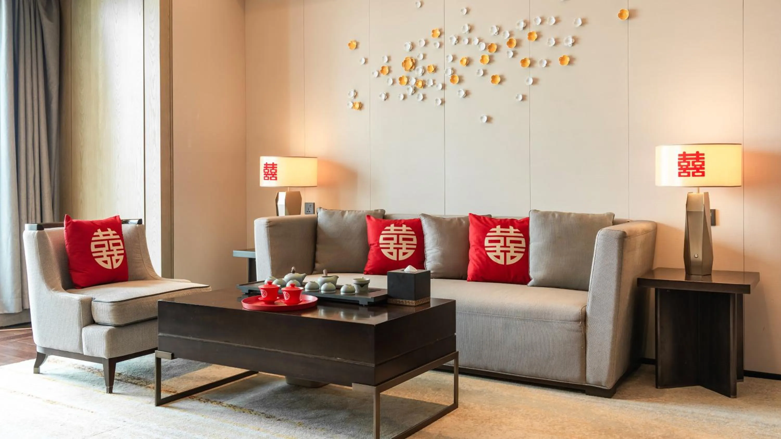 Photo of the whole room in HUALUXE Xiamen Haicang Habour View