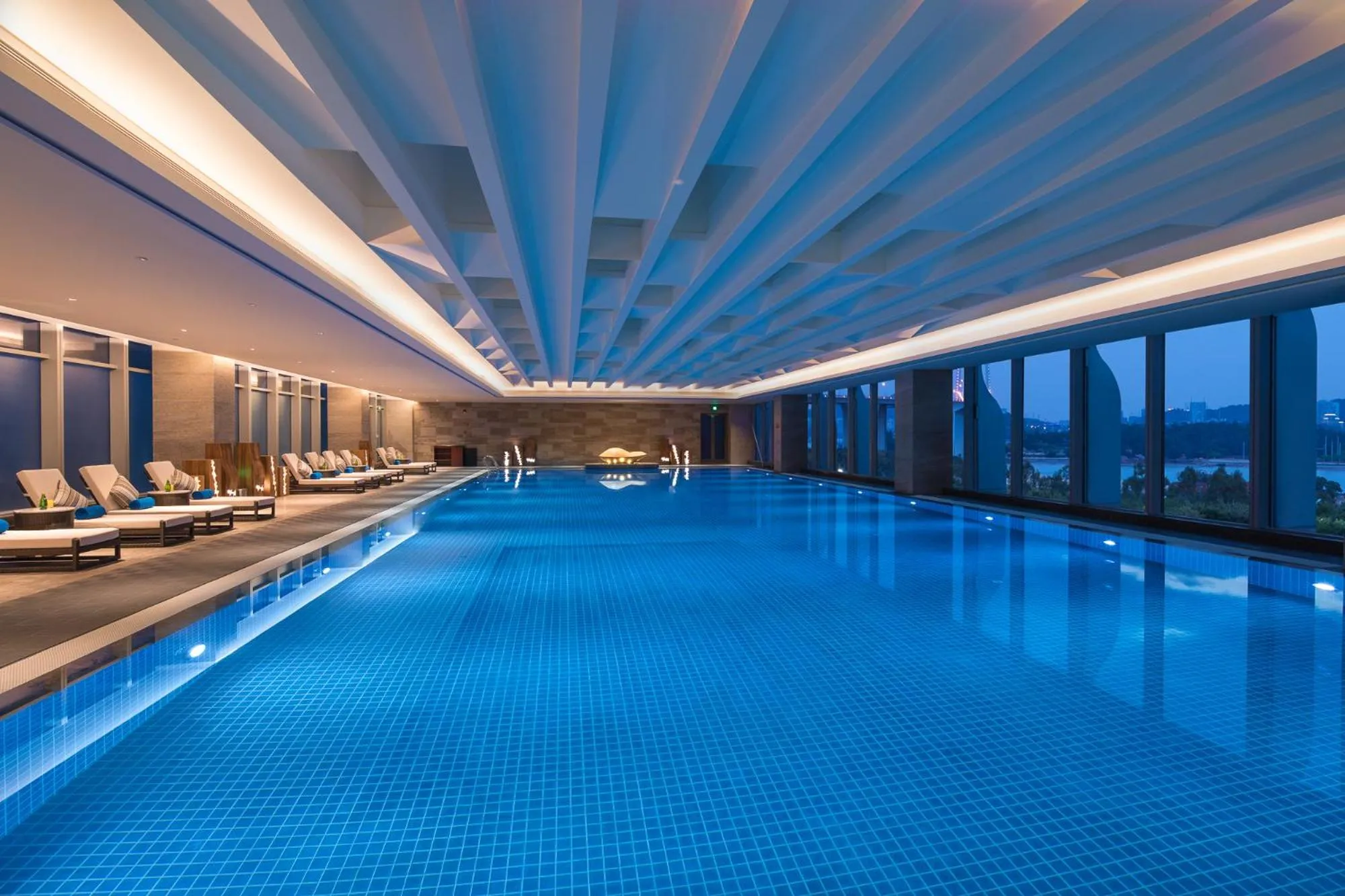 Pool view in HUALUXE Xiamen Haicang Habour View