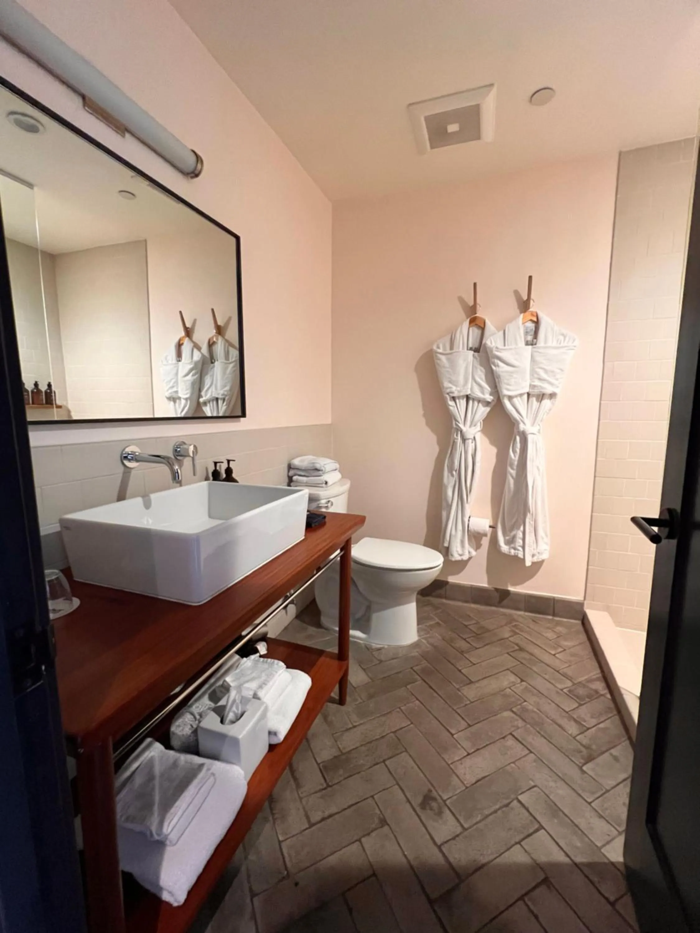 Bathroom in Timber Cove Resort