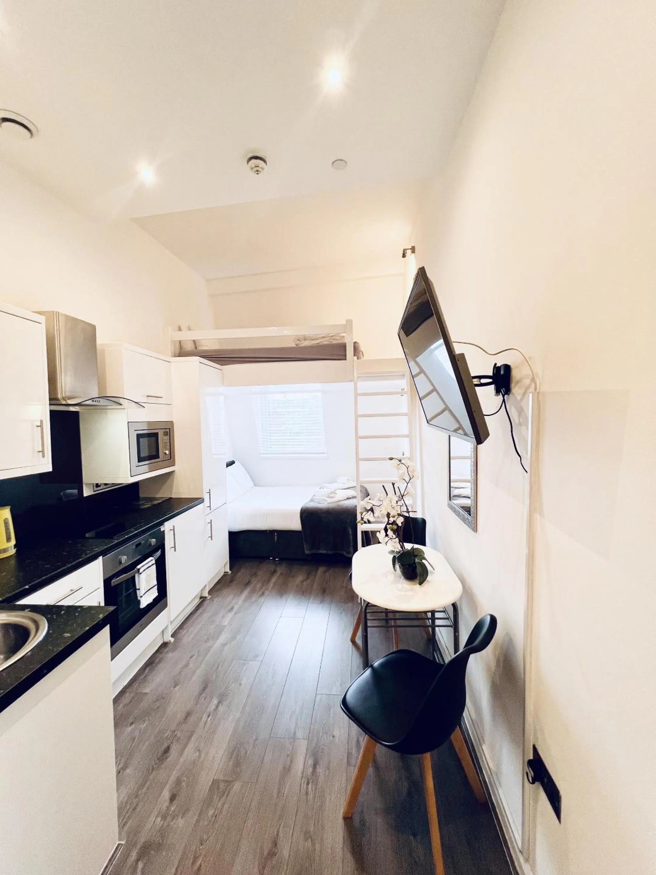 Other in Fox House Studios, City centre Aparthotel