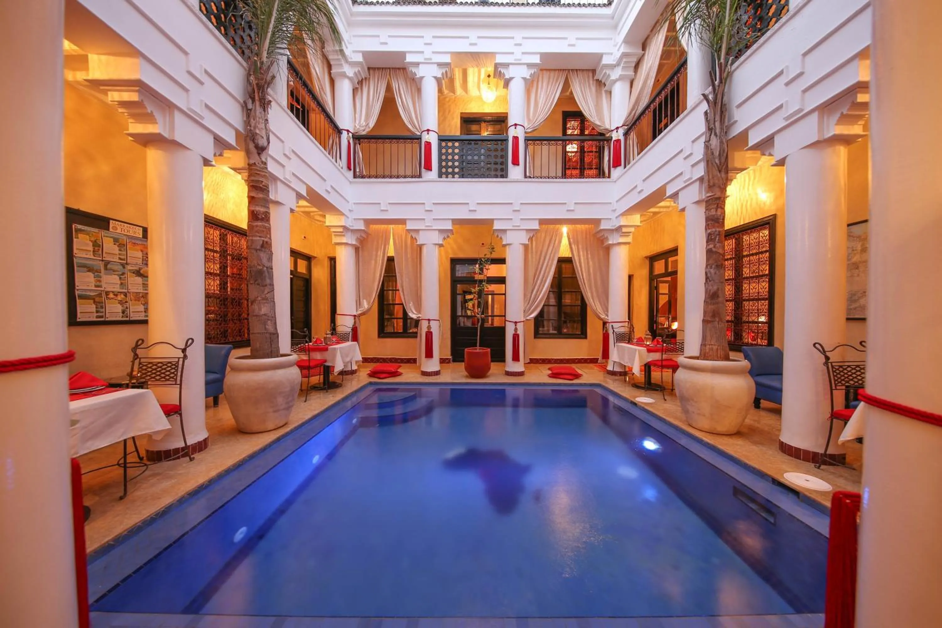 Swimming pool in Riad Africa - Marrakech Medina Maison d'Hote