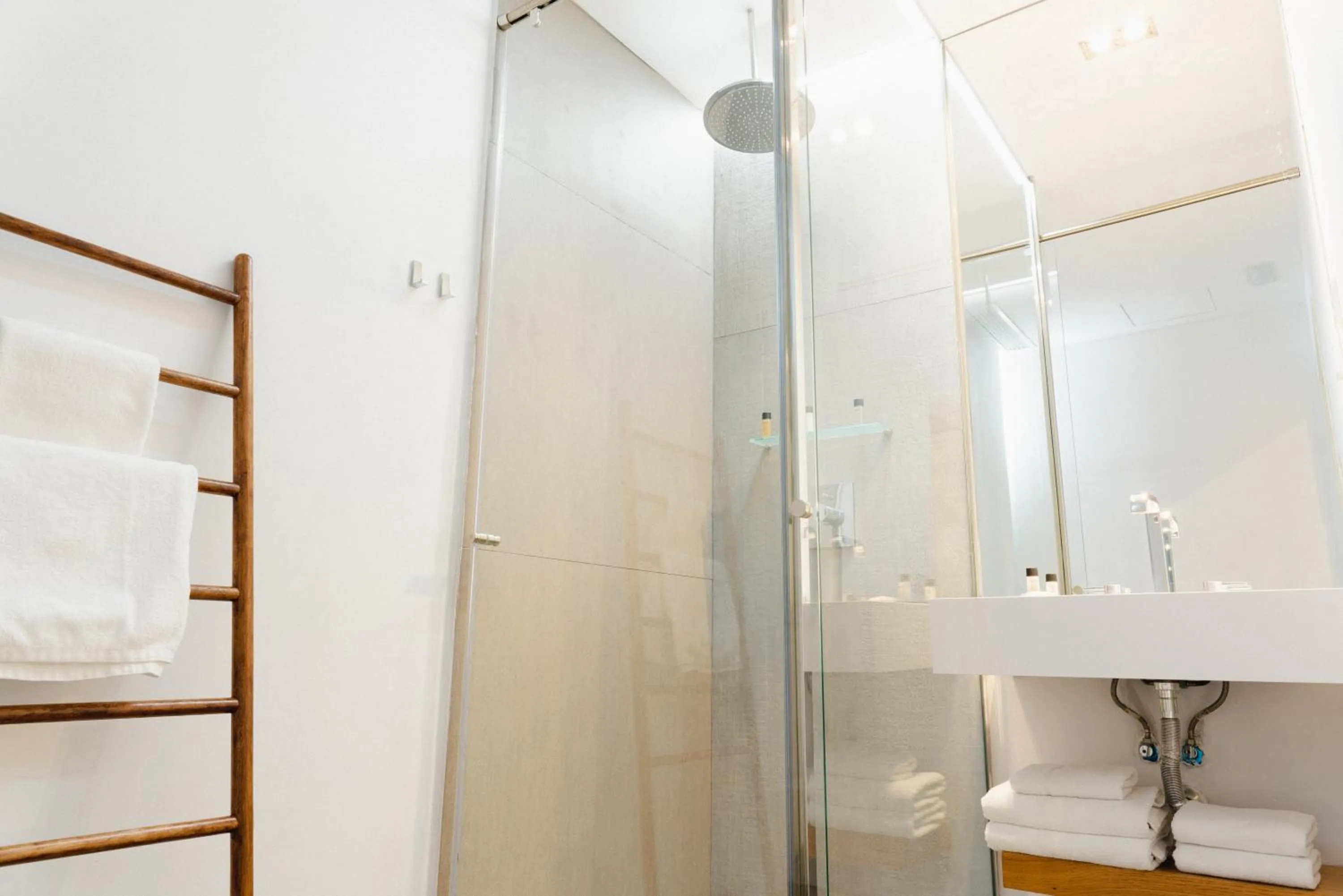 Bathroom in Cosmopolitan Boutique Rambla