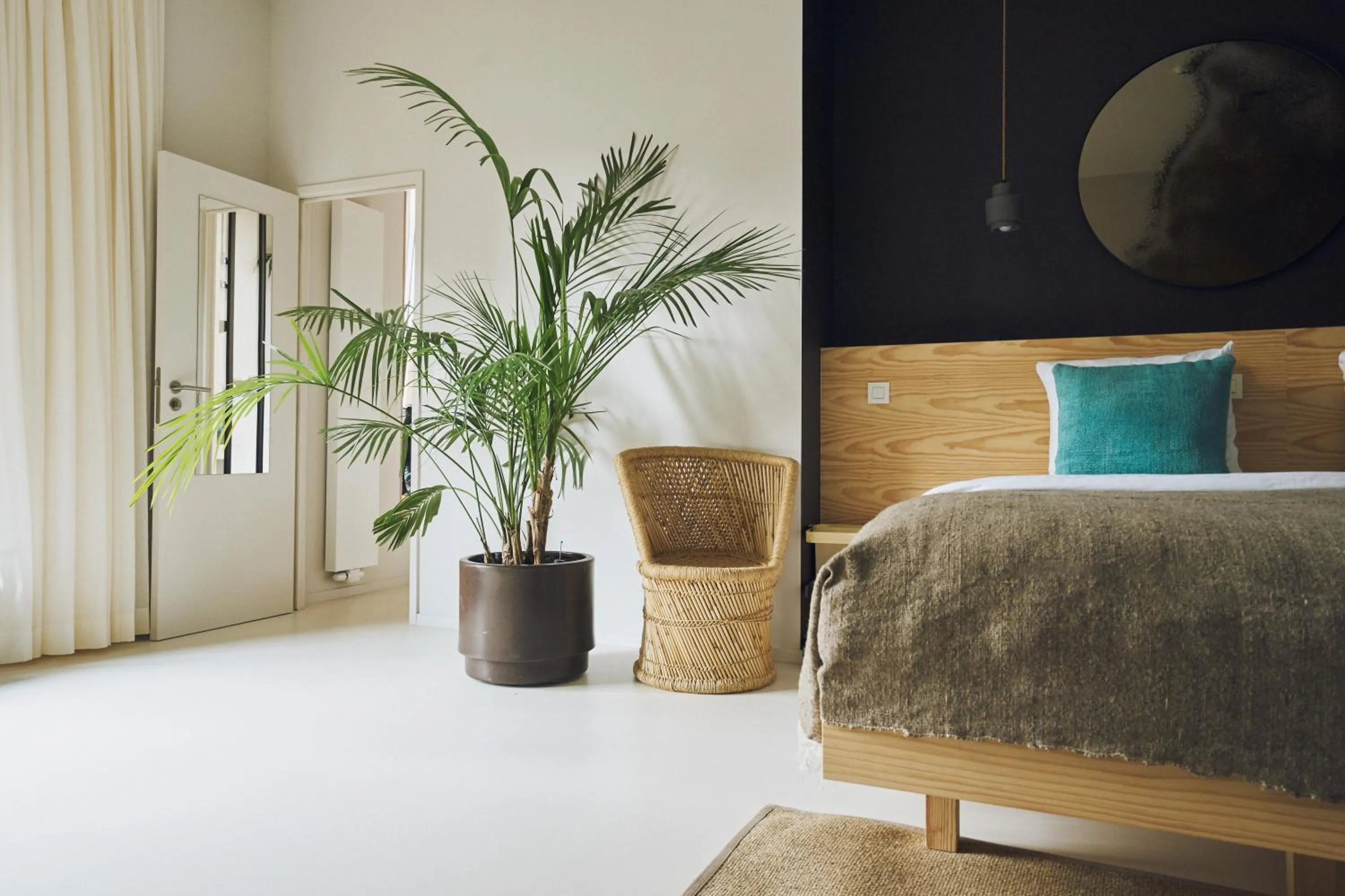 Photo of the whole room, Bed in Latroupe Hotel Jardin Secret