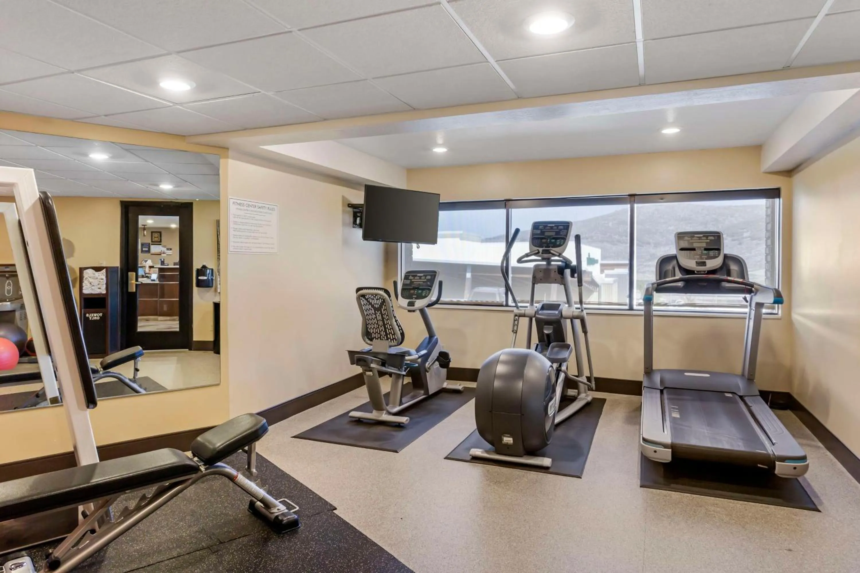 Fitness centre/facilities in Best Western Plus Landmark Inn