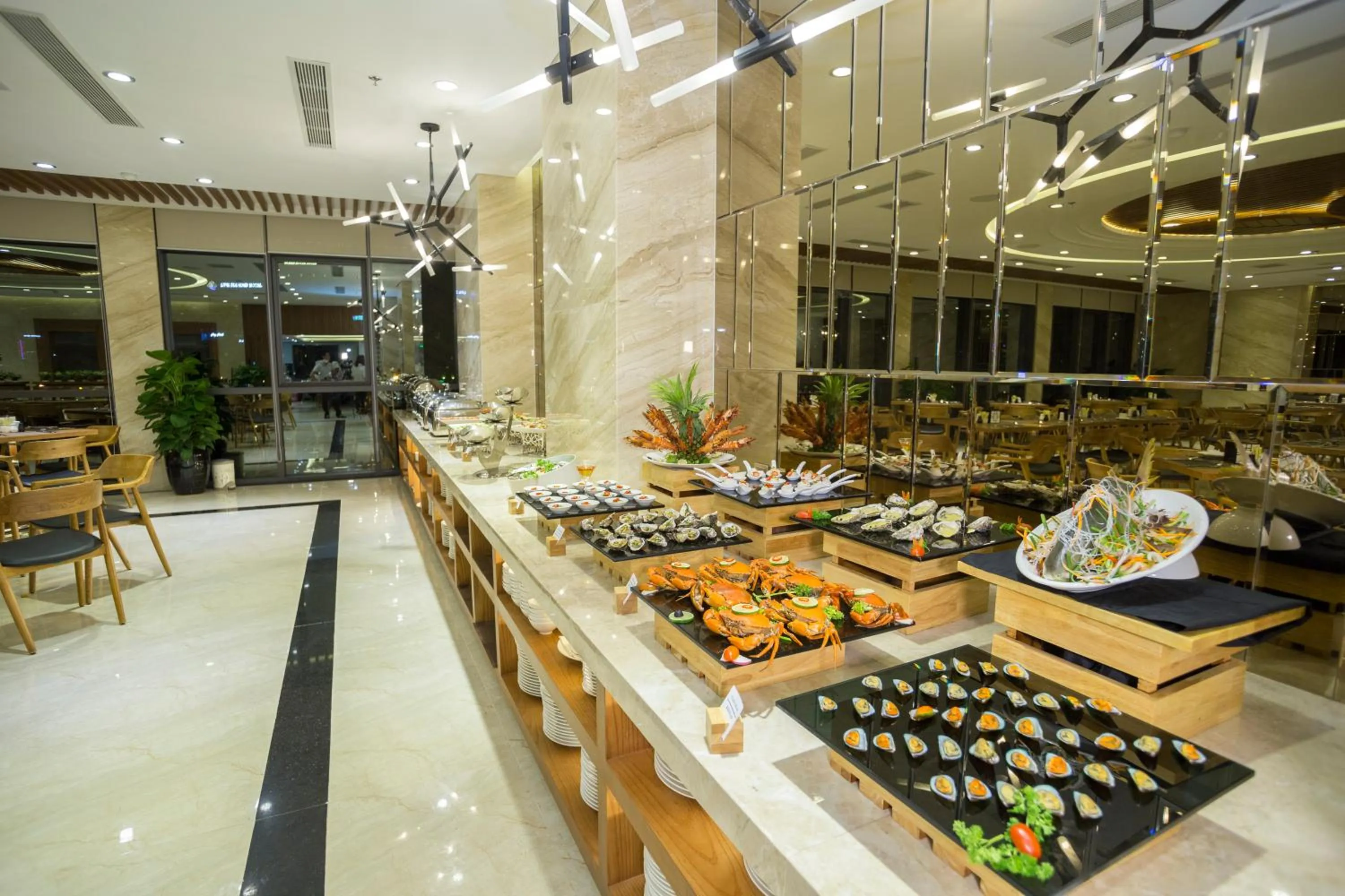 Restaurant/places to eat in Pavilion Hotel Da Nang