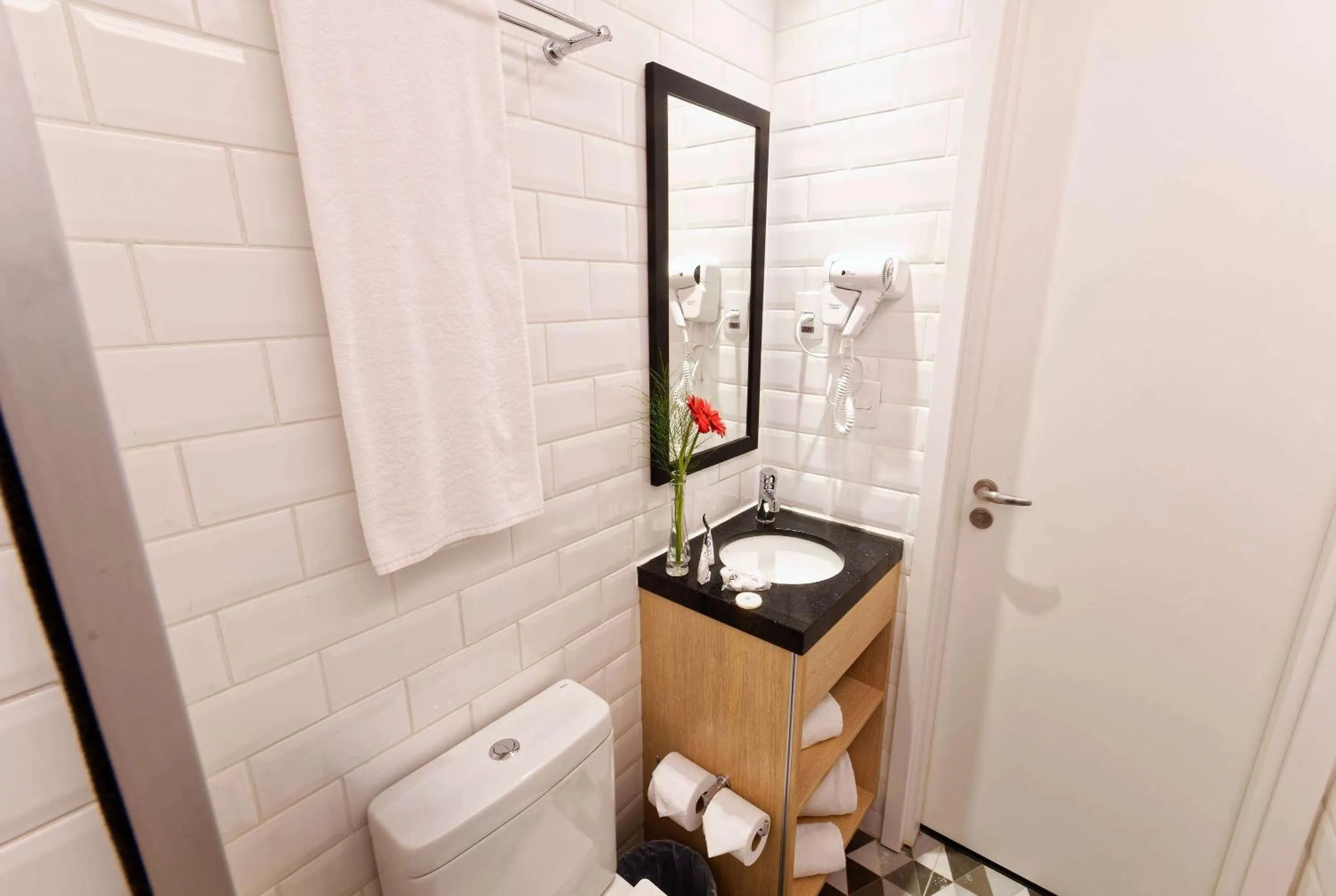 Bathroom in Ramada Encore Sao Paulo Tiradentes Centro