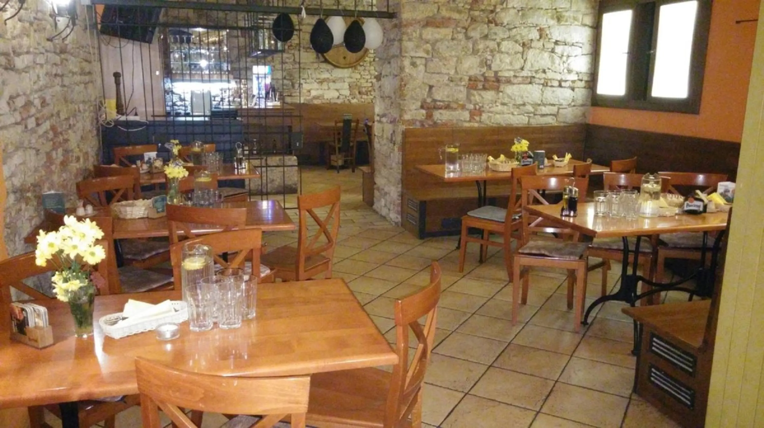 Restaurant/places to eat in Aparthotel Wenceslas