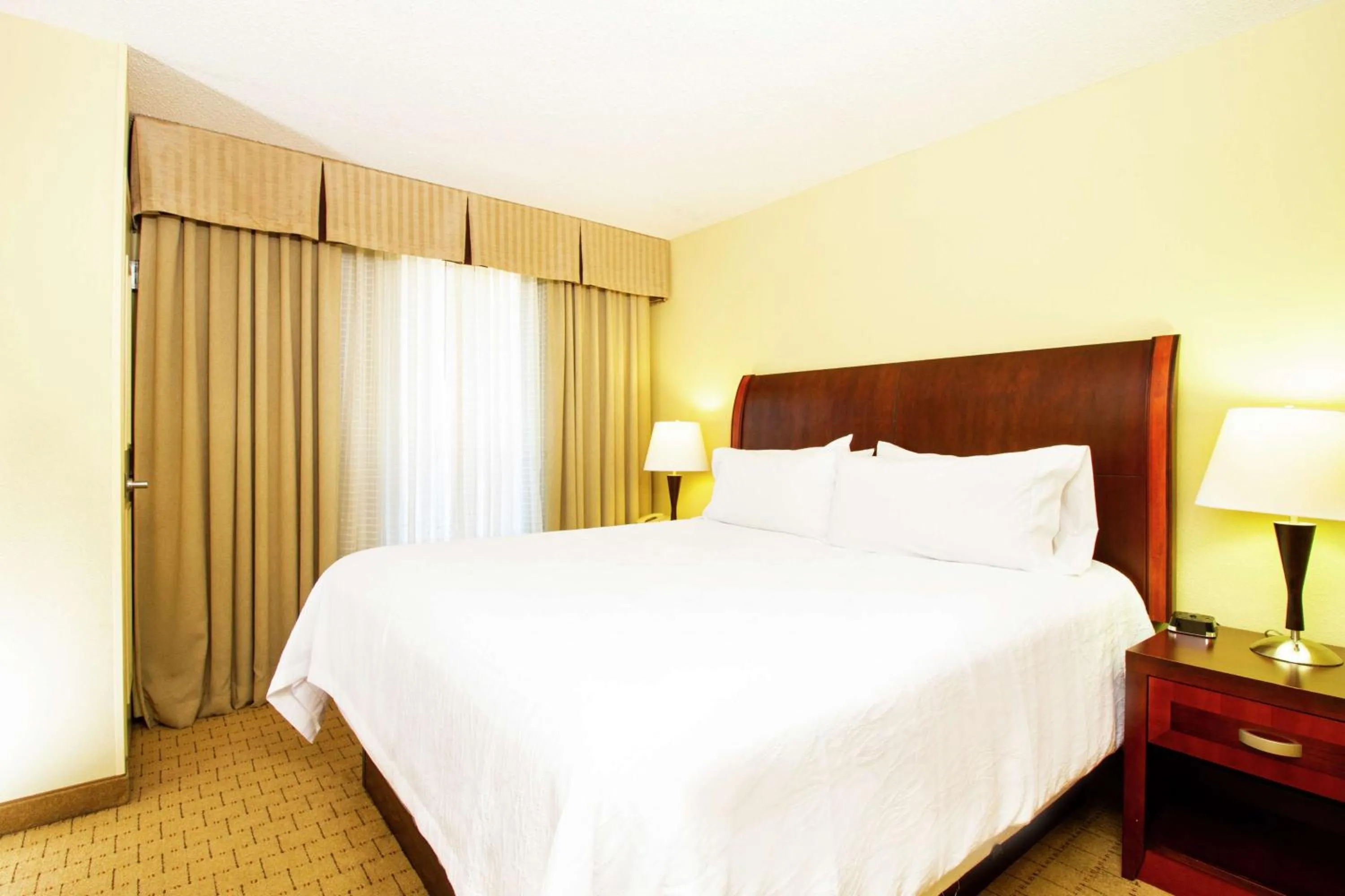 Bed in Hilton Garden Inn Anderson