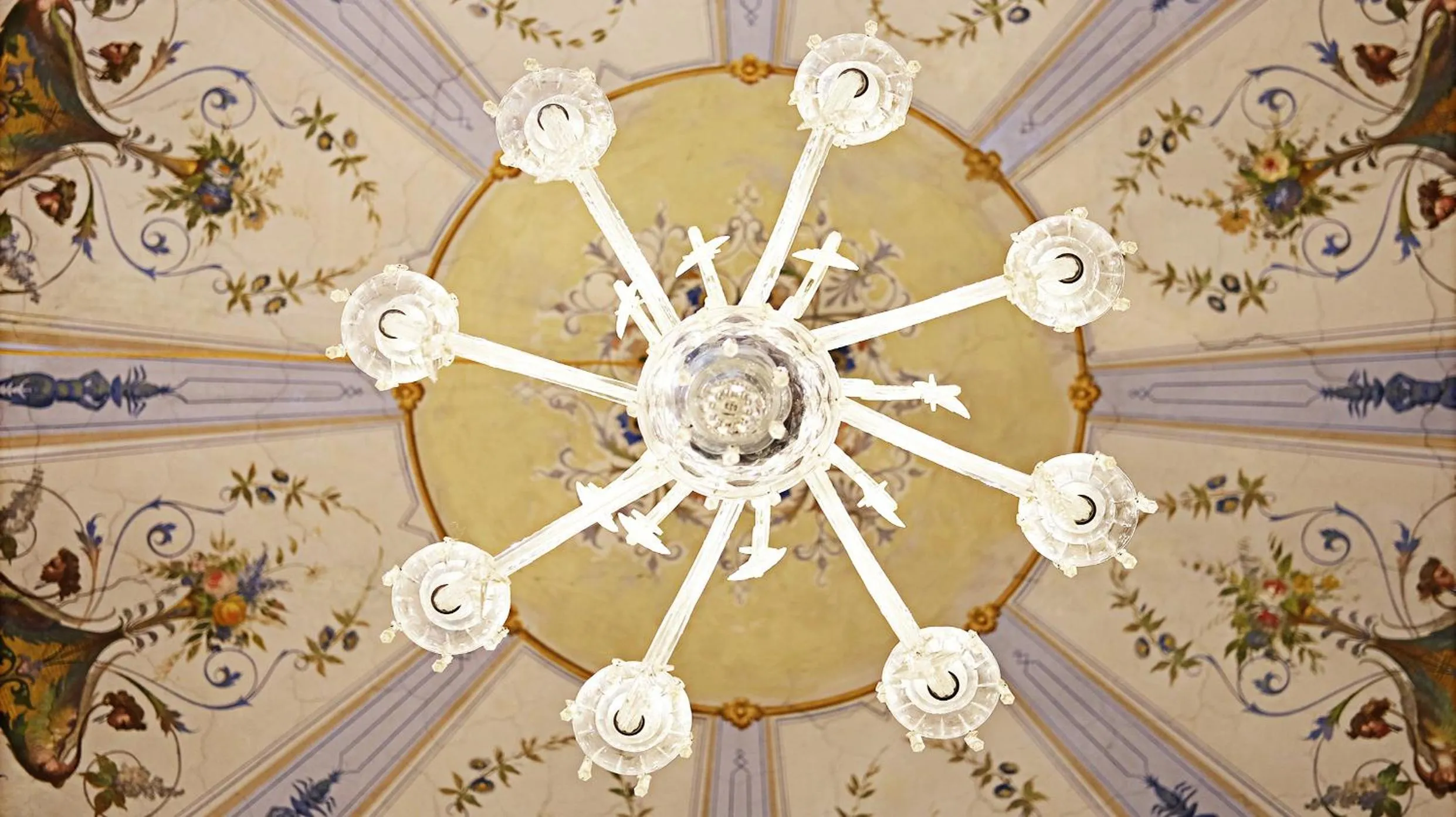 Decorative detail in Nobildonne Relais