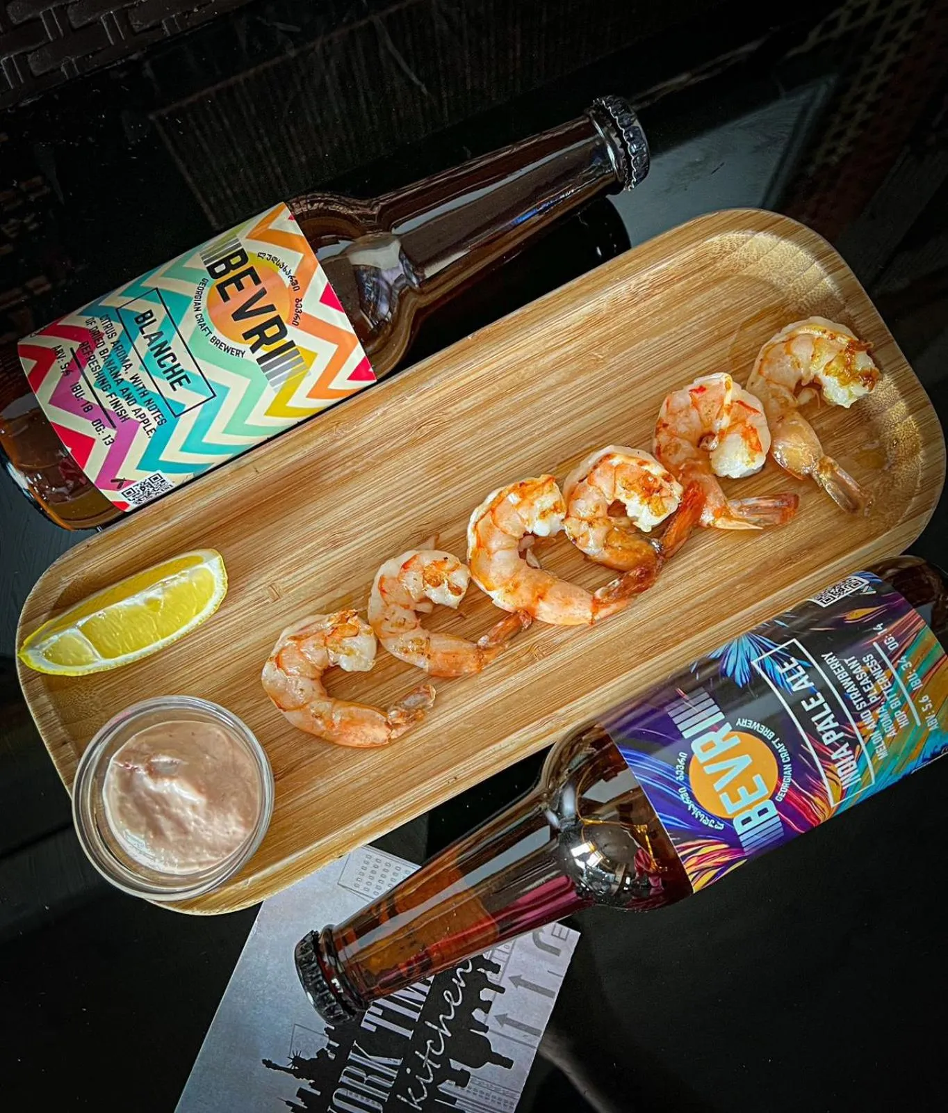 Restaurant/places to eat in Sky Inn Batumi