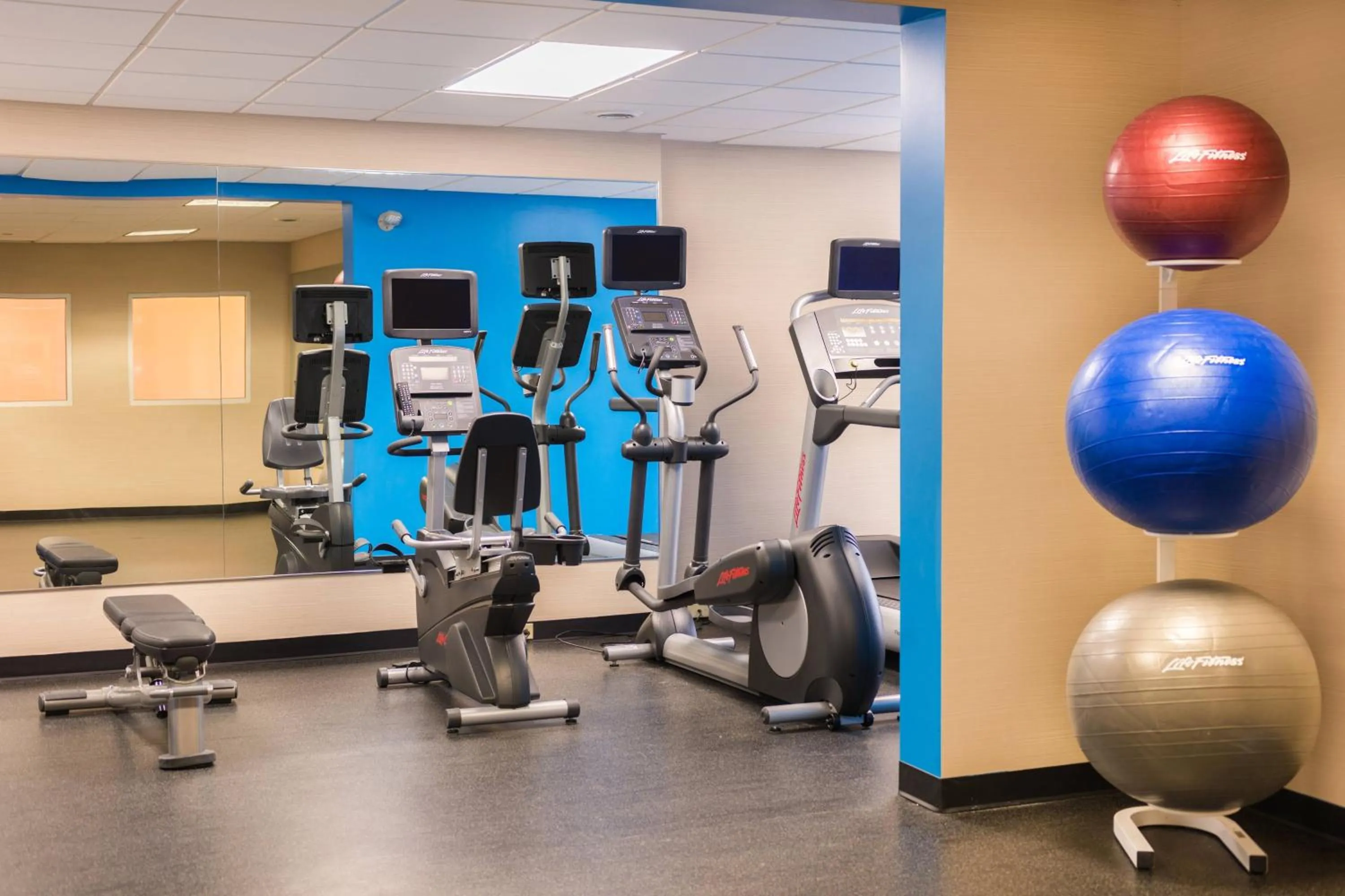 Fitness centre/facilities in Fairfield Inn & Suites by Marriott Olean