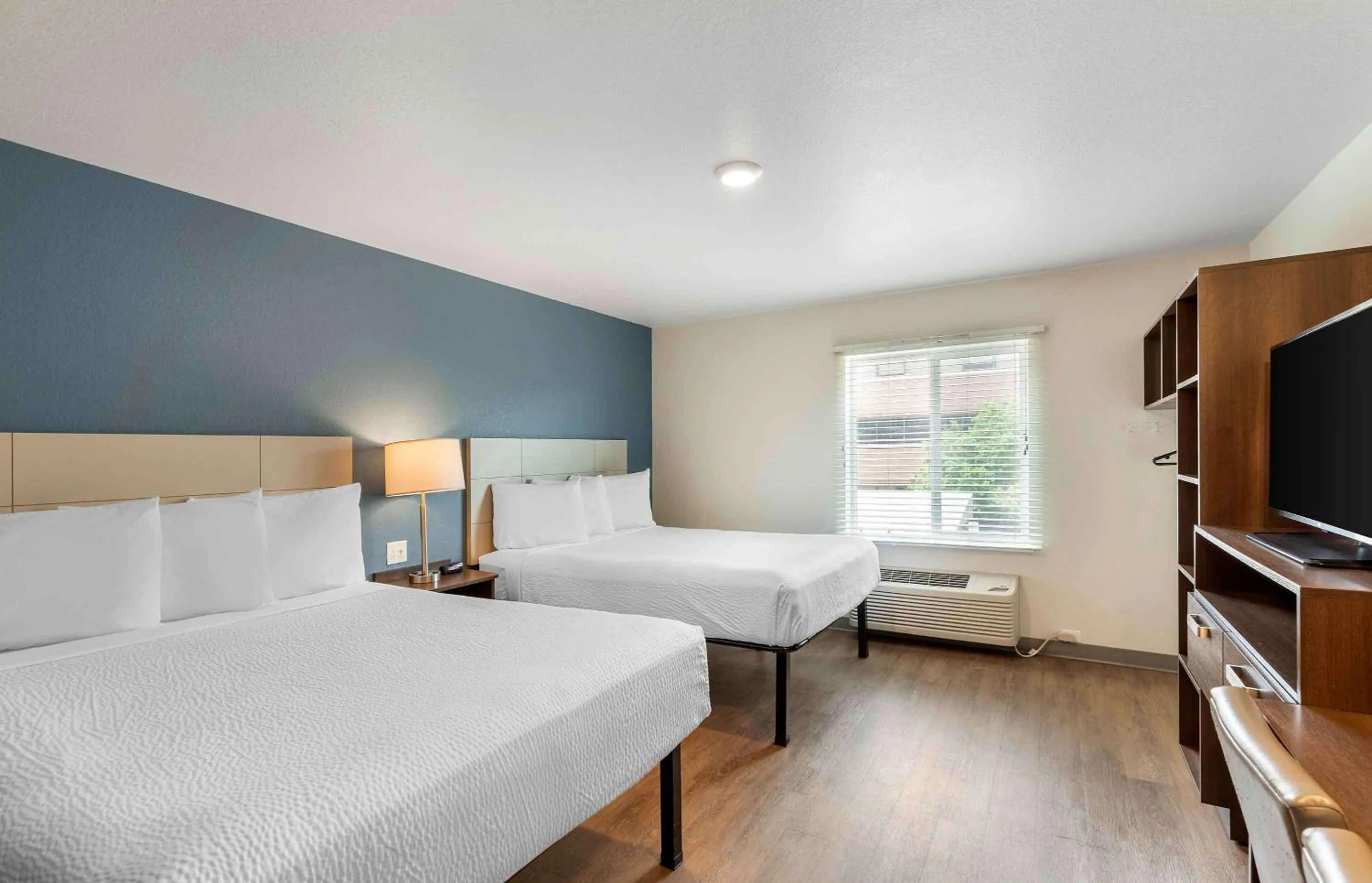 Bedroom, Bed in Extended Stay America Suites - Denver - Centennial