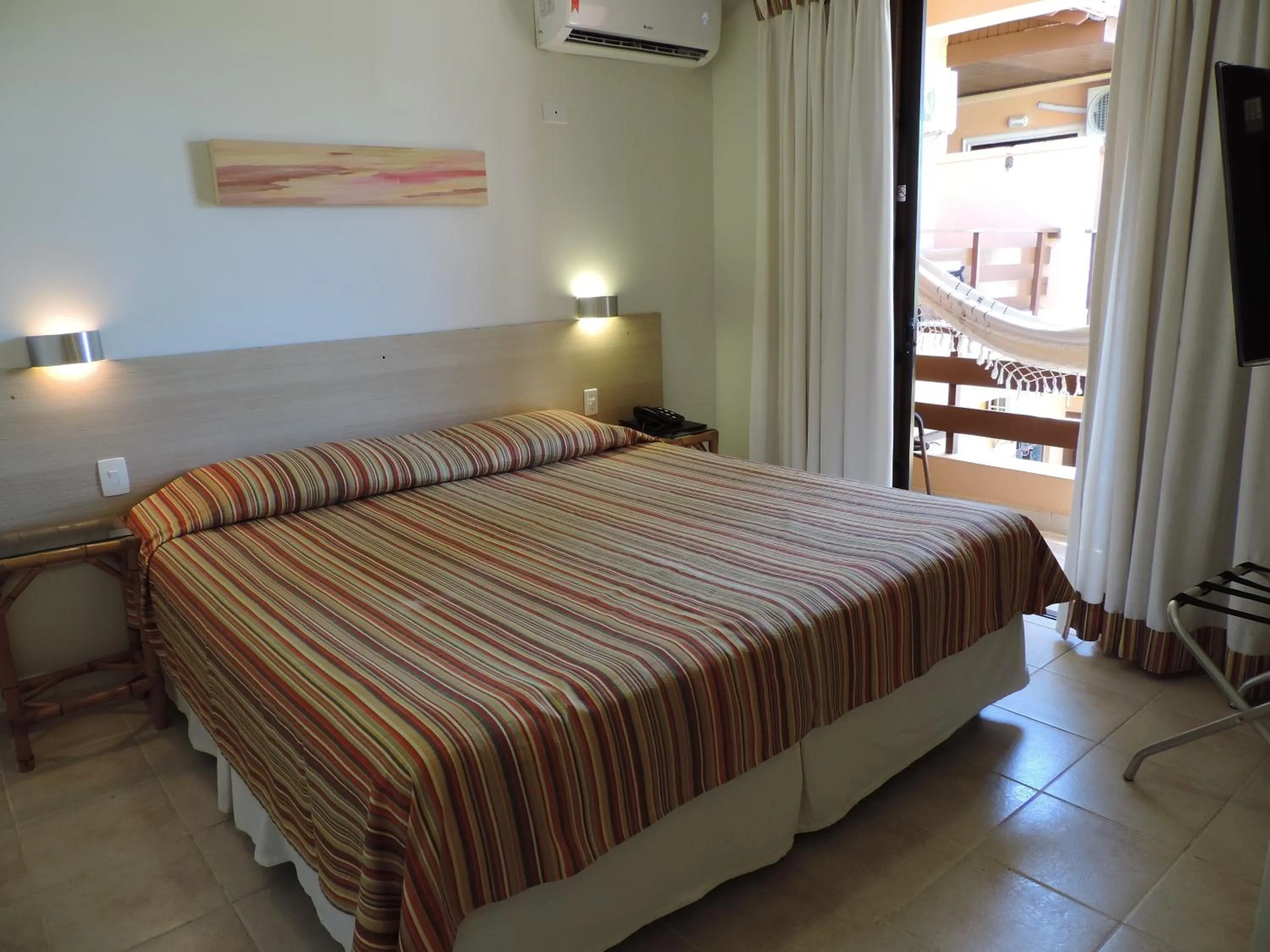 Decorative detail, Bed in Hotel Costa Balena-Piscina Aquecida Coberta