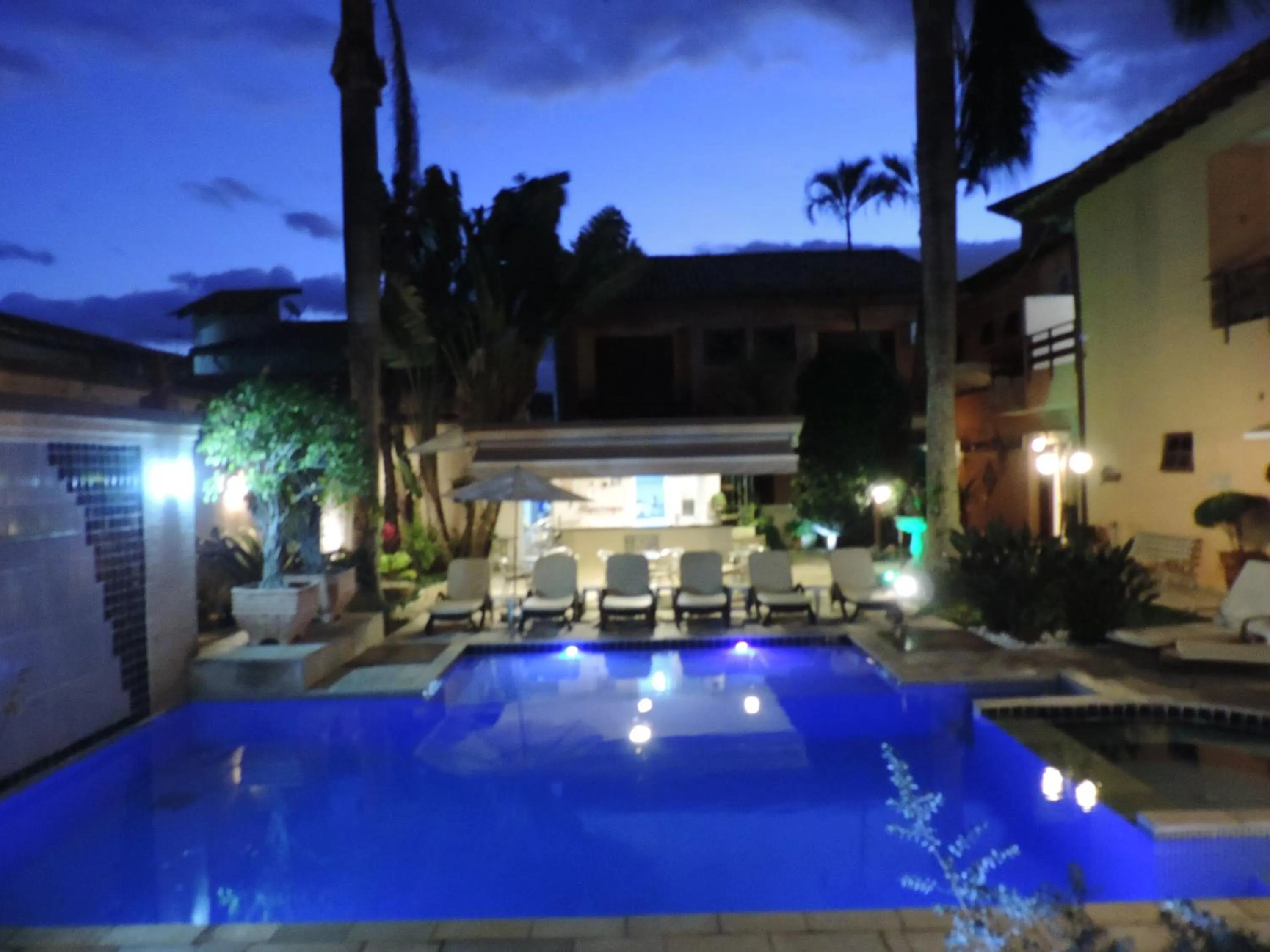 Pool view in Hotel Costa Balena-Piscina Aquecida Coberta