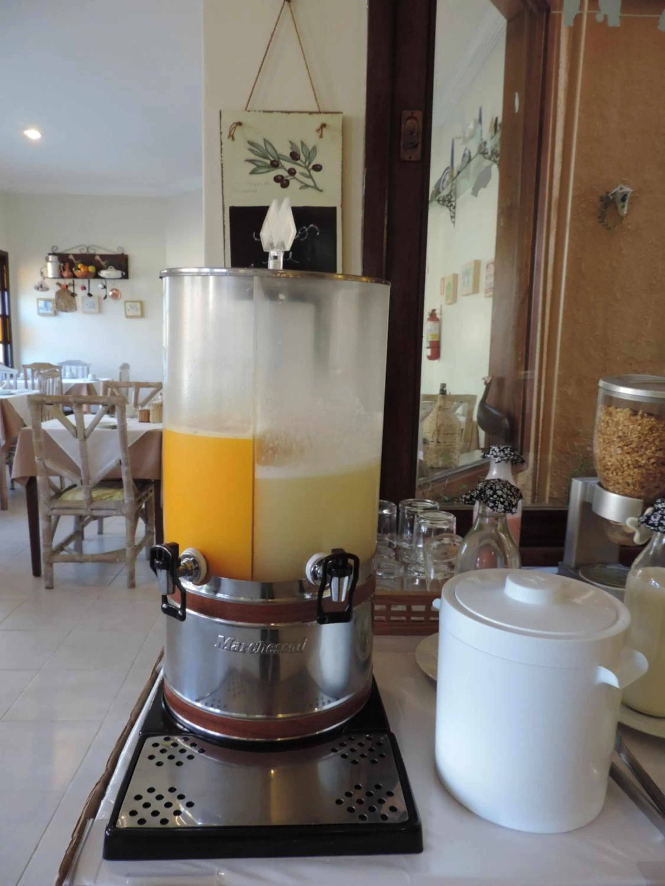 Breakfast in Hotel Costa Balena-Piscina Aquecida Coberta