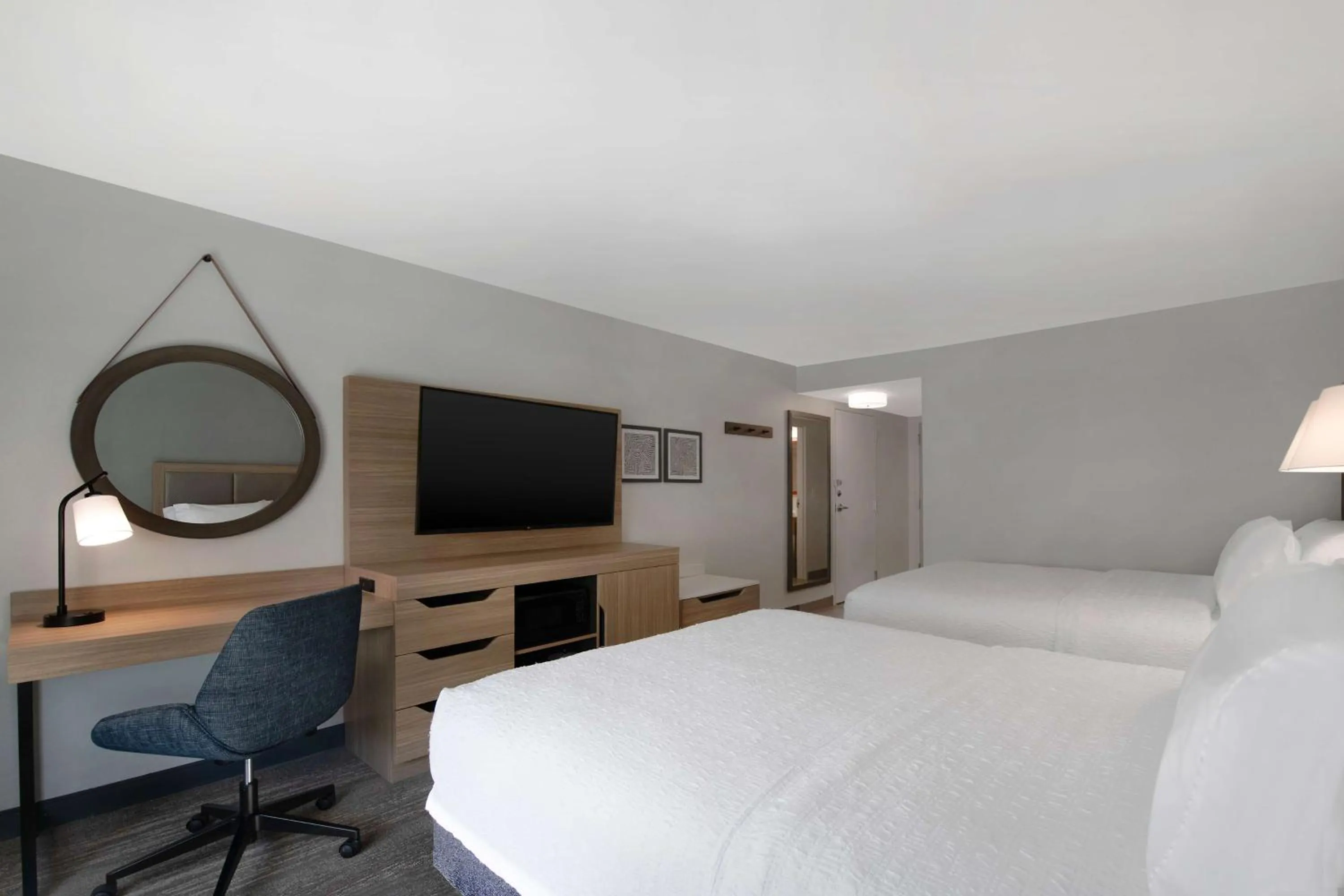 Bedroom, Bed in Hampton Inn Anderson/Alliance Business Park